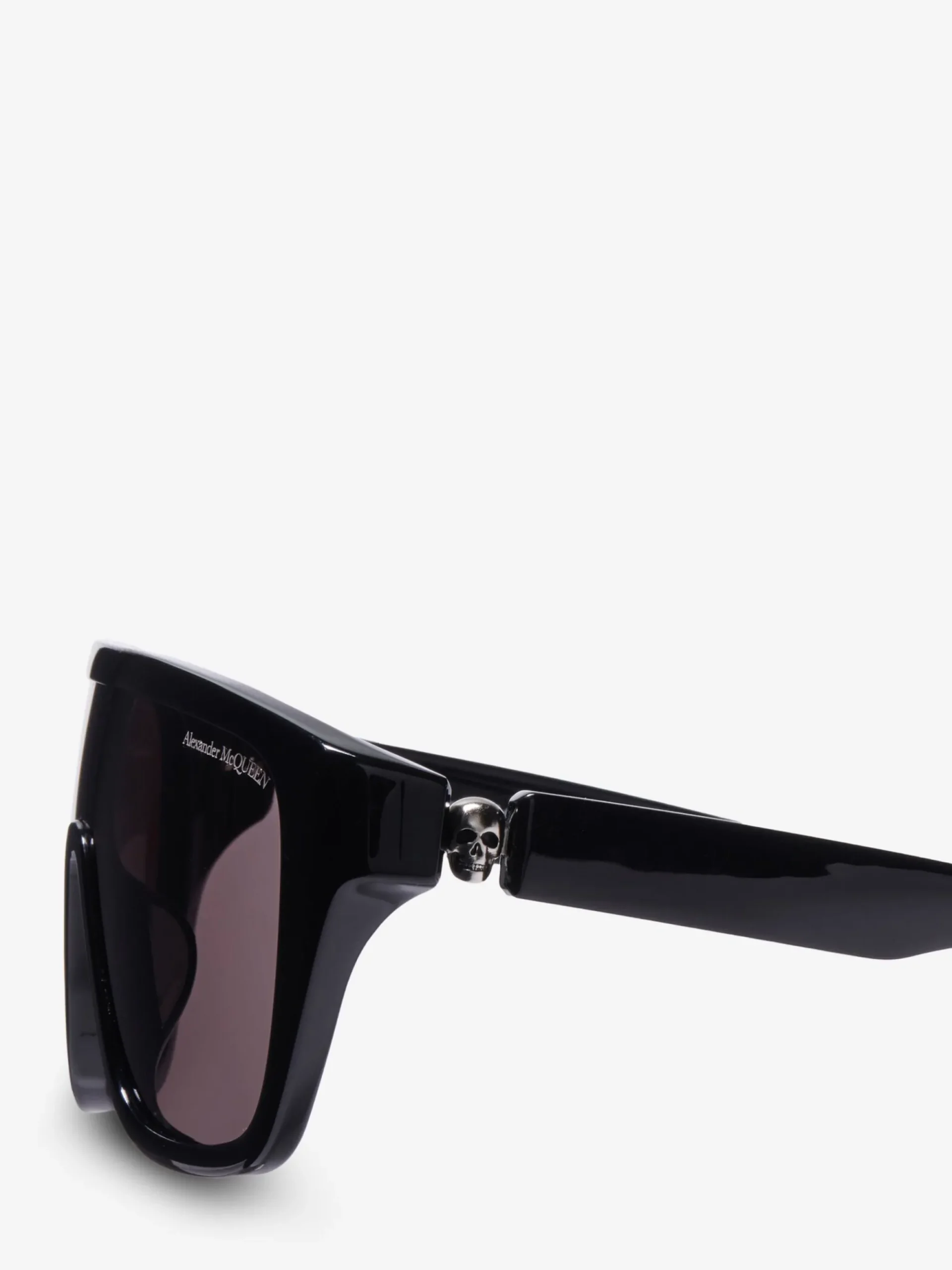 Floating Skull Mask Sunglasses in >Alexander McQueen Cheap