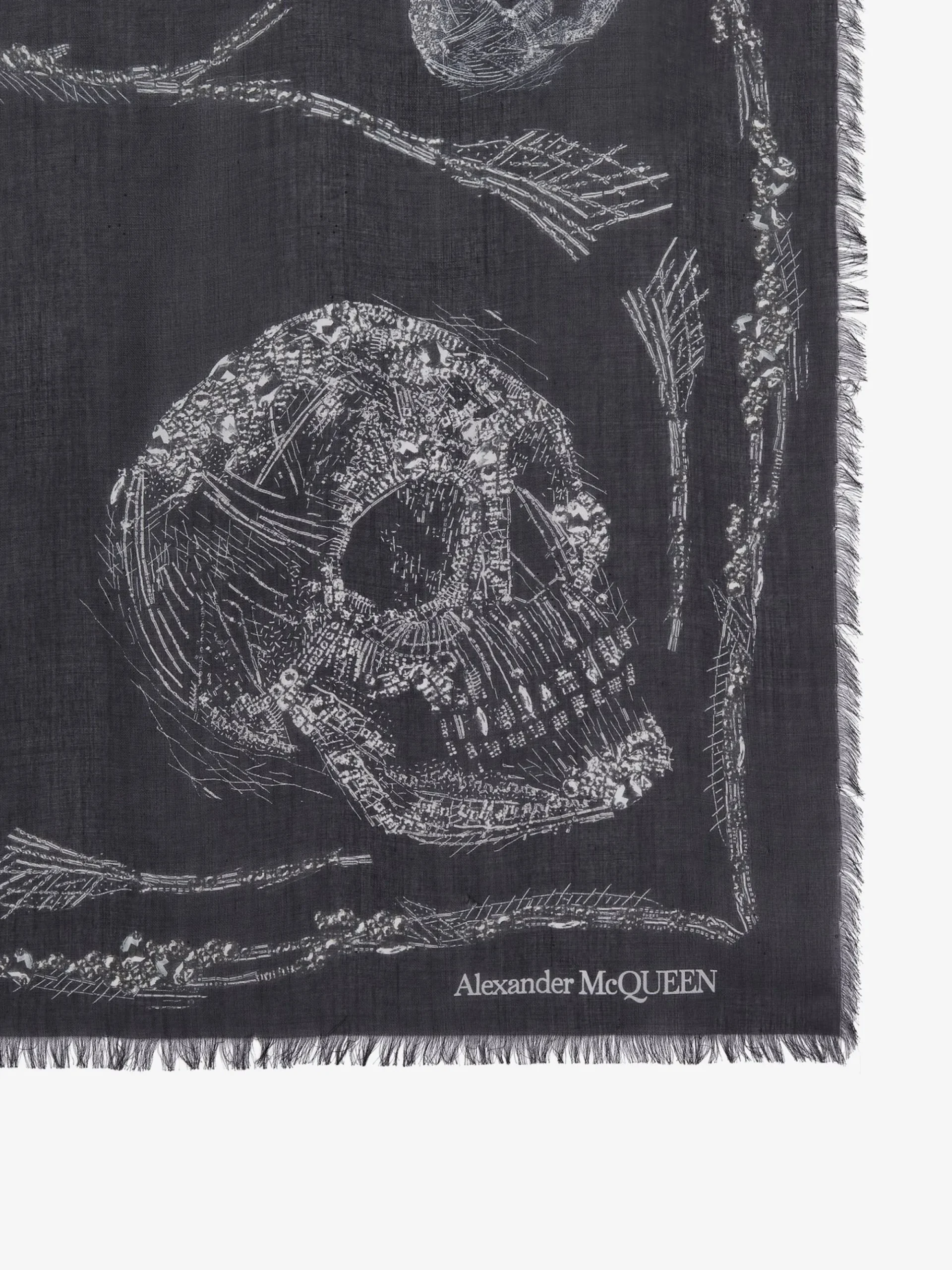 Men's Crystal Skull Shawl in >Alexander McQueen Cheap