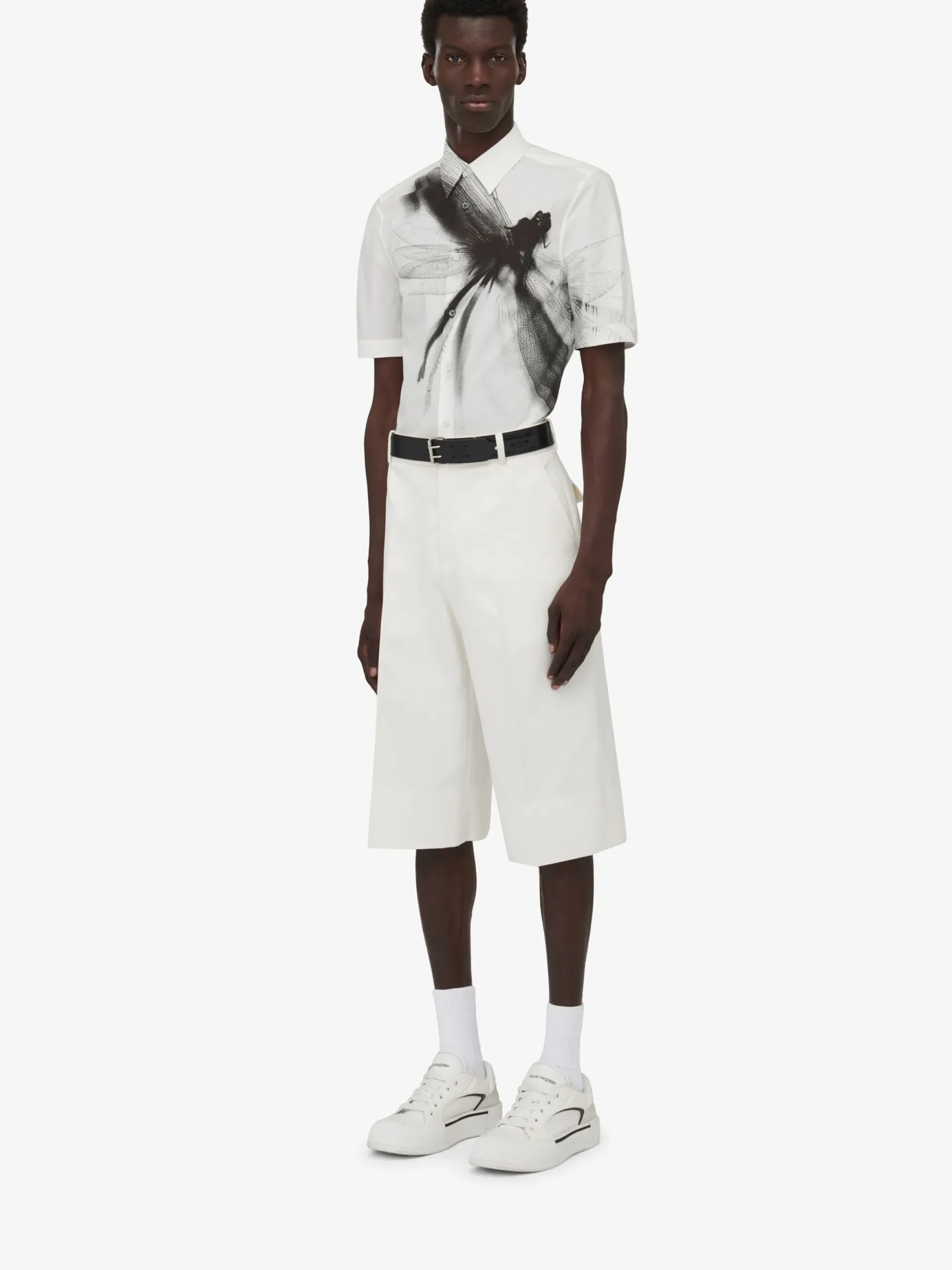 Men's Dragonfly Short Sleeve Shirt in >Alexander McQueen Outlet