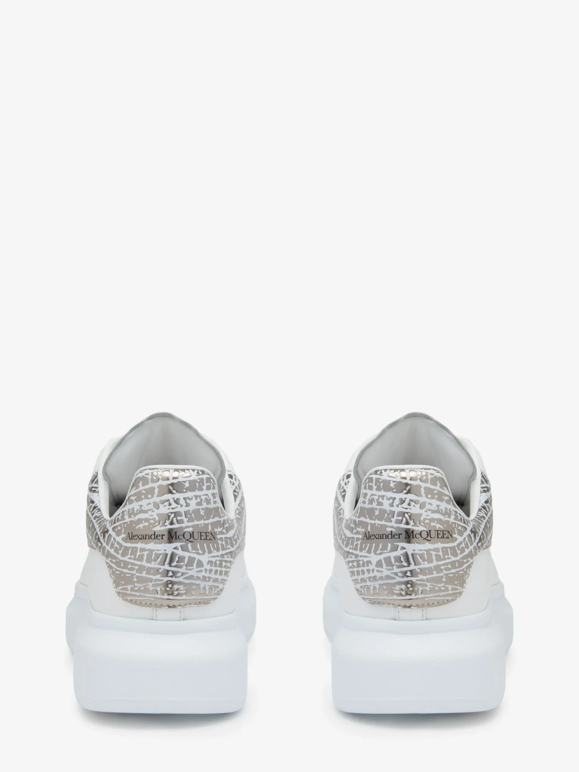 Men's Oversized Sneaker in >Alexander McQueen Shop
