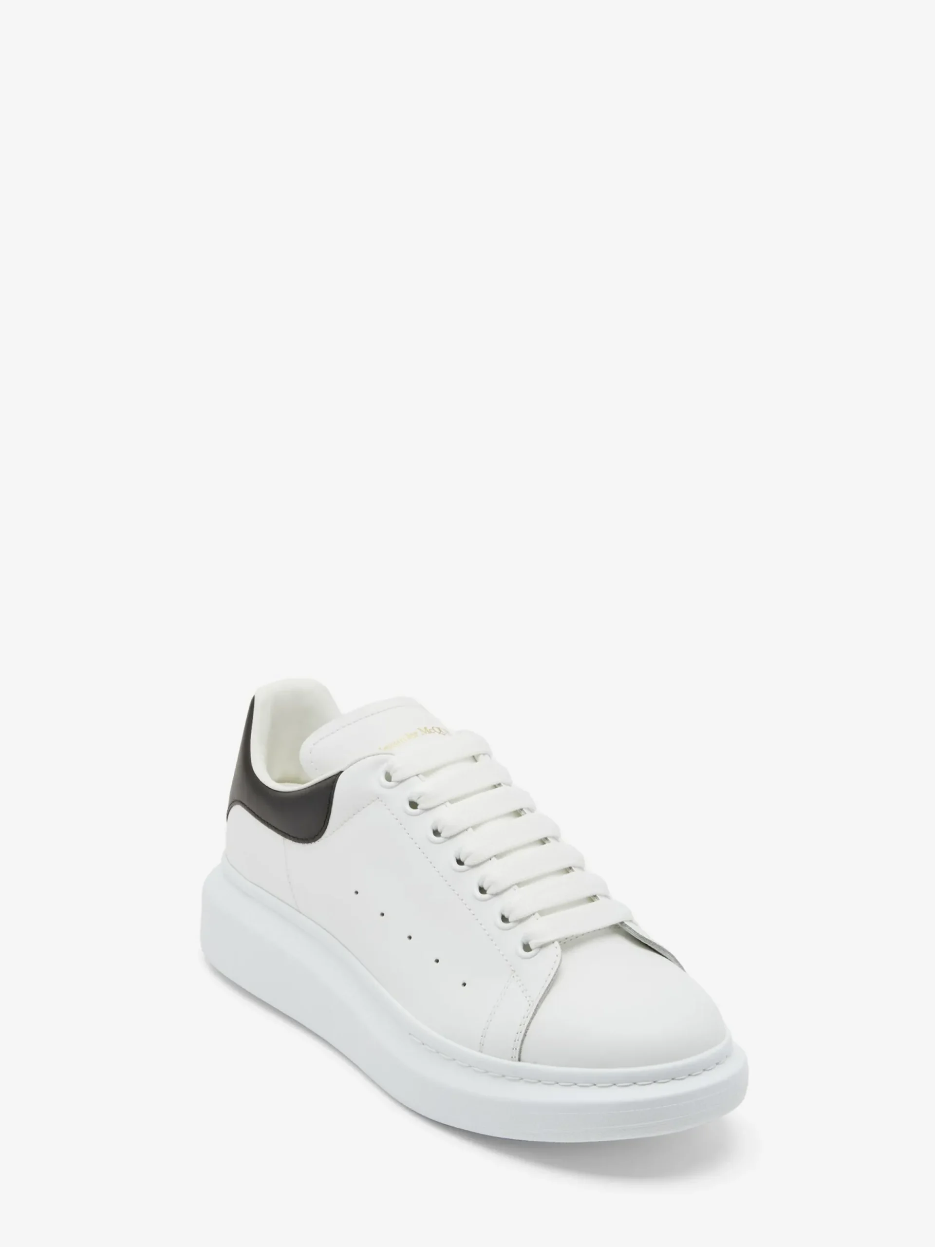 Men's Oversized Sneaker in >Alexander McQueen Online