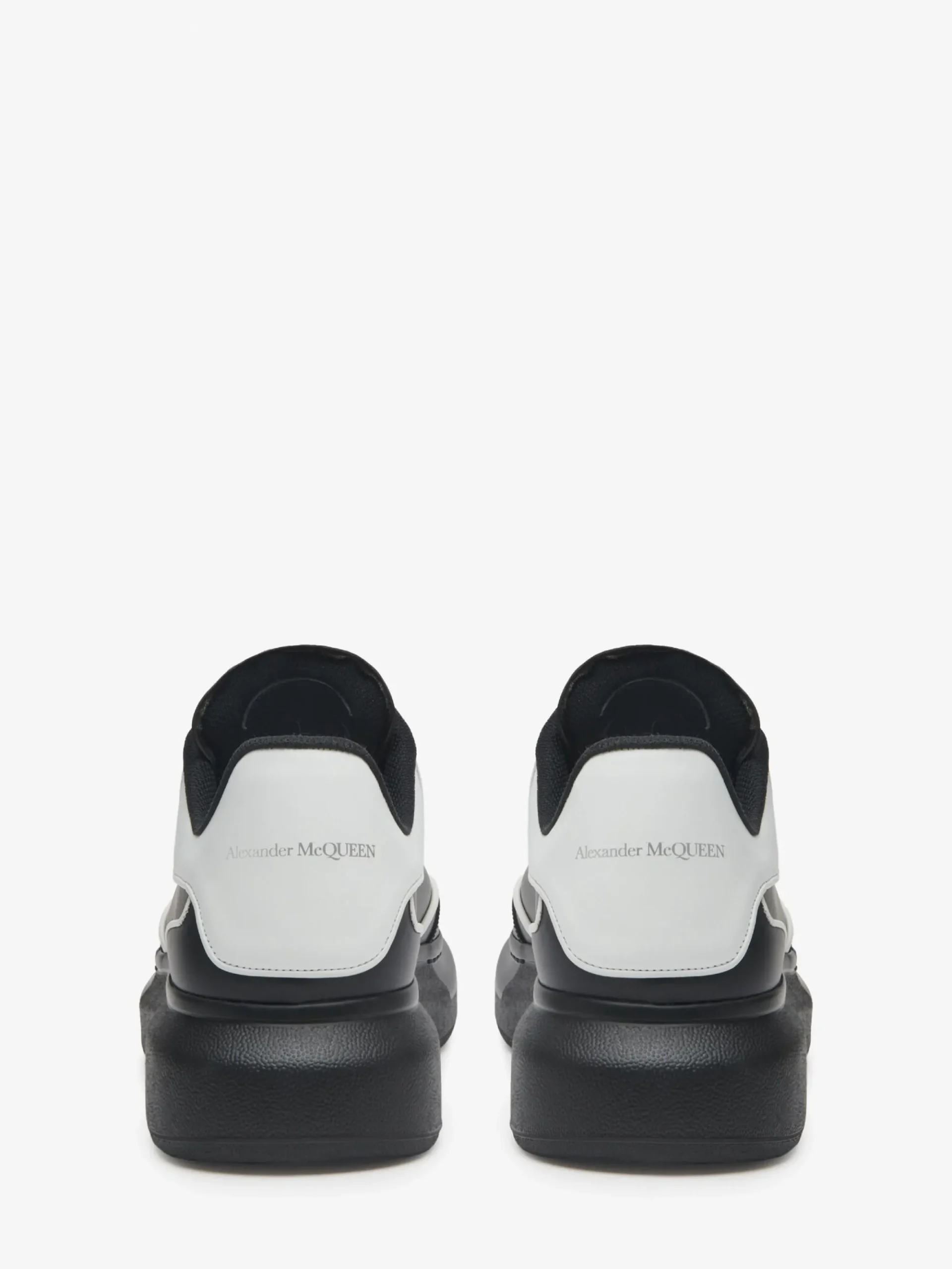 Men's Oversized Sneaker in >Alexander McQueen Best Sale