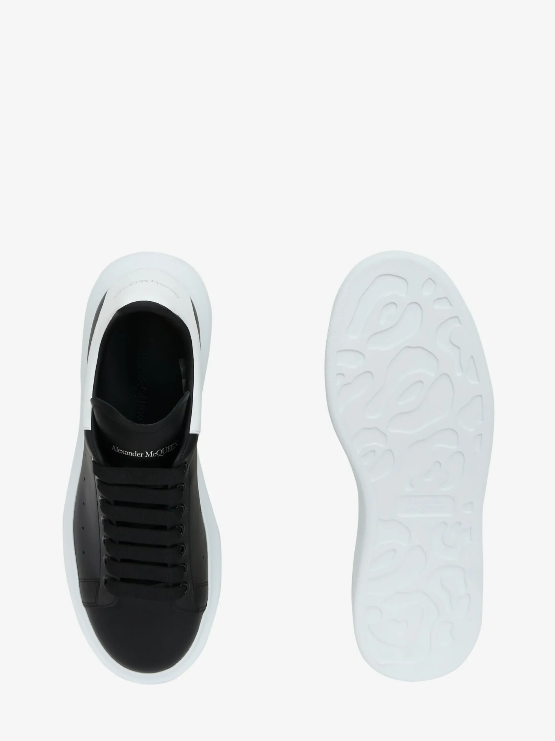 Men's Oversized Sneaker in >Alexander McQueen Flash Sale