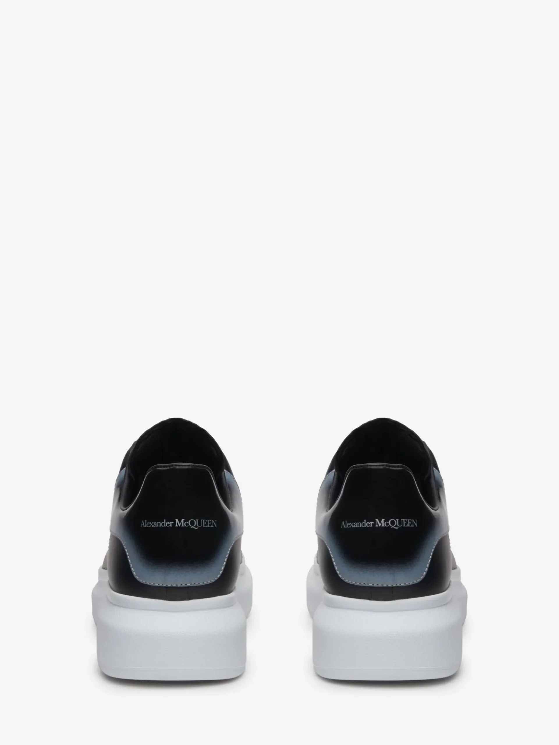 Men's Oversized Sneaker in >Alexander McQueen Online