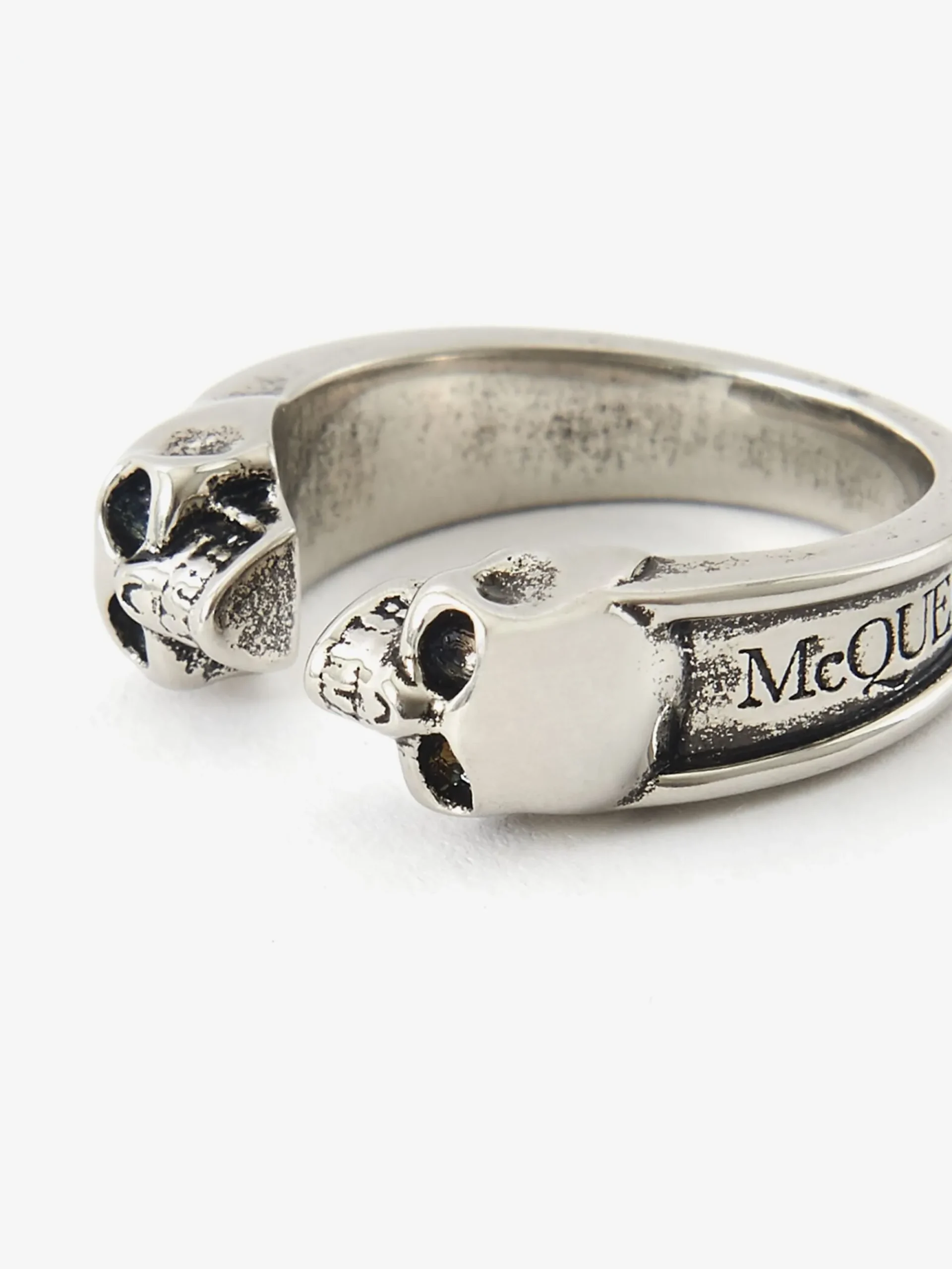 Men's Twin Skull Ring in >Alexander McQueen Sale