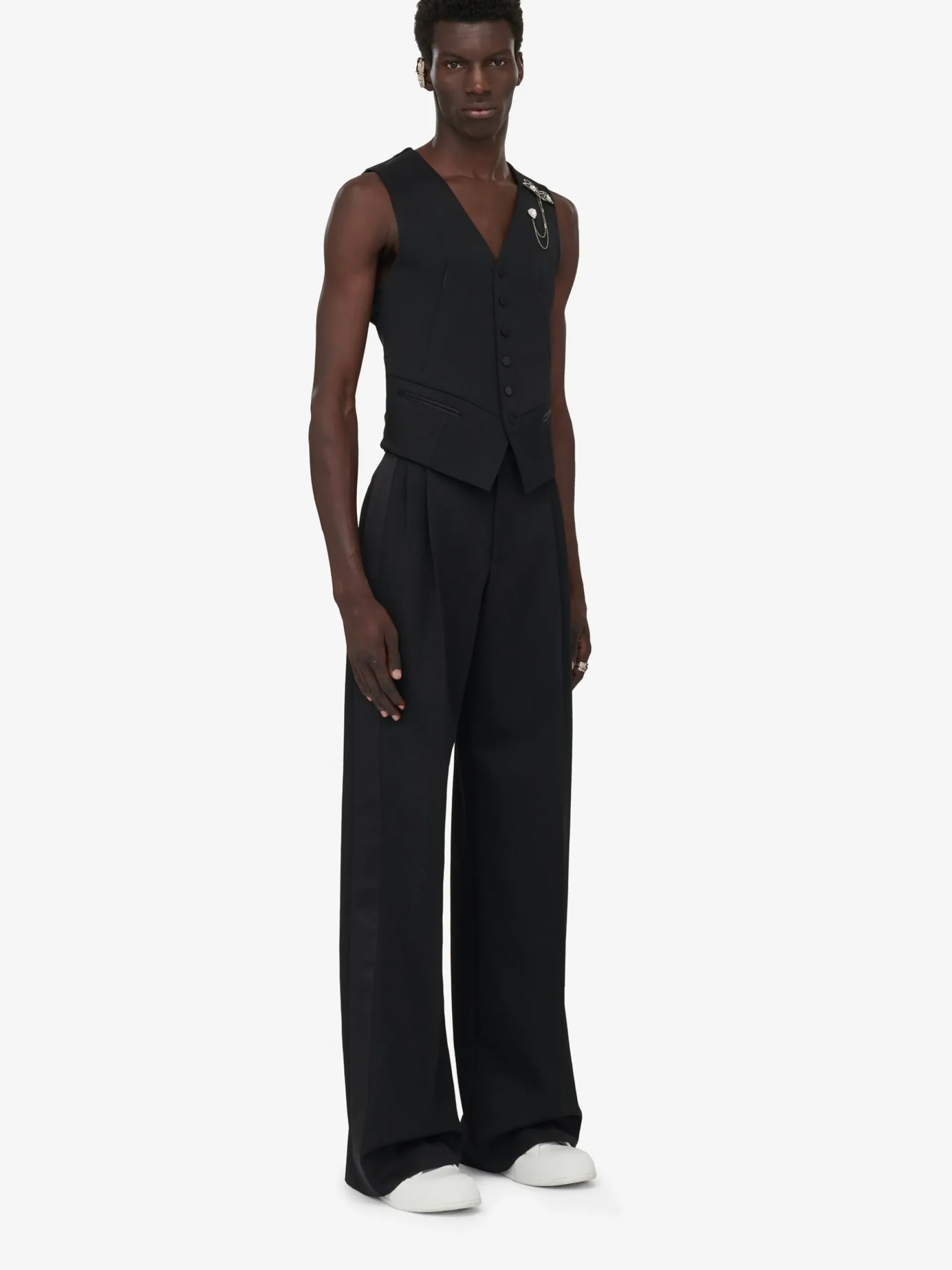 Men's Twisted Seam Waistcoat in >Alexander McQueen Online