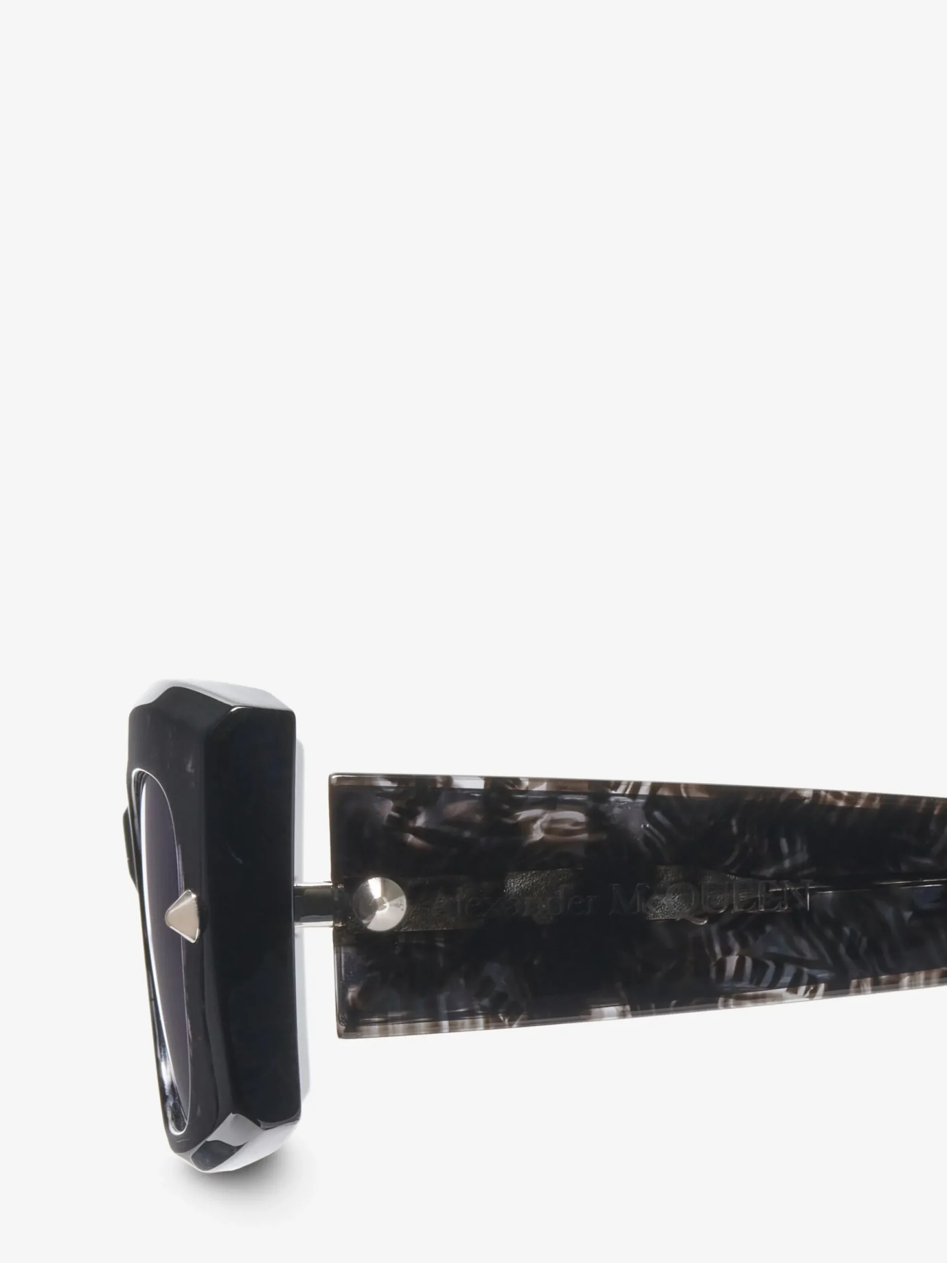 Spike Studs Rectangular Sunglasses in >Alexander McQueen Best