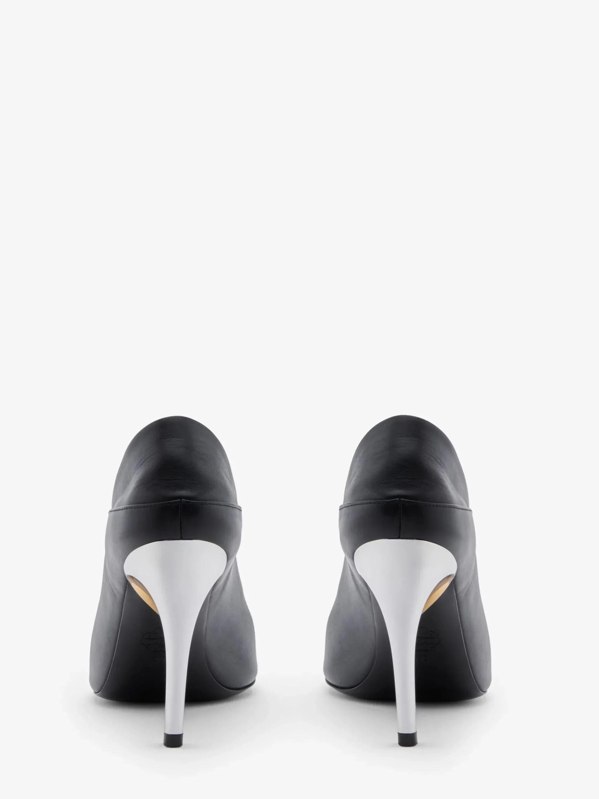 Women's Armadillo Mule in >Alexander McQueen Best