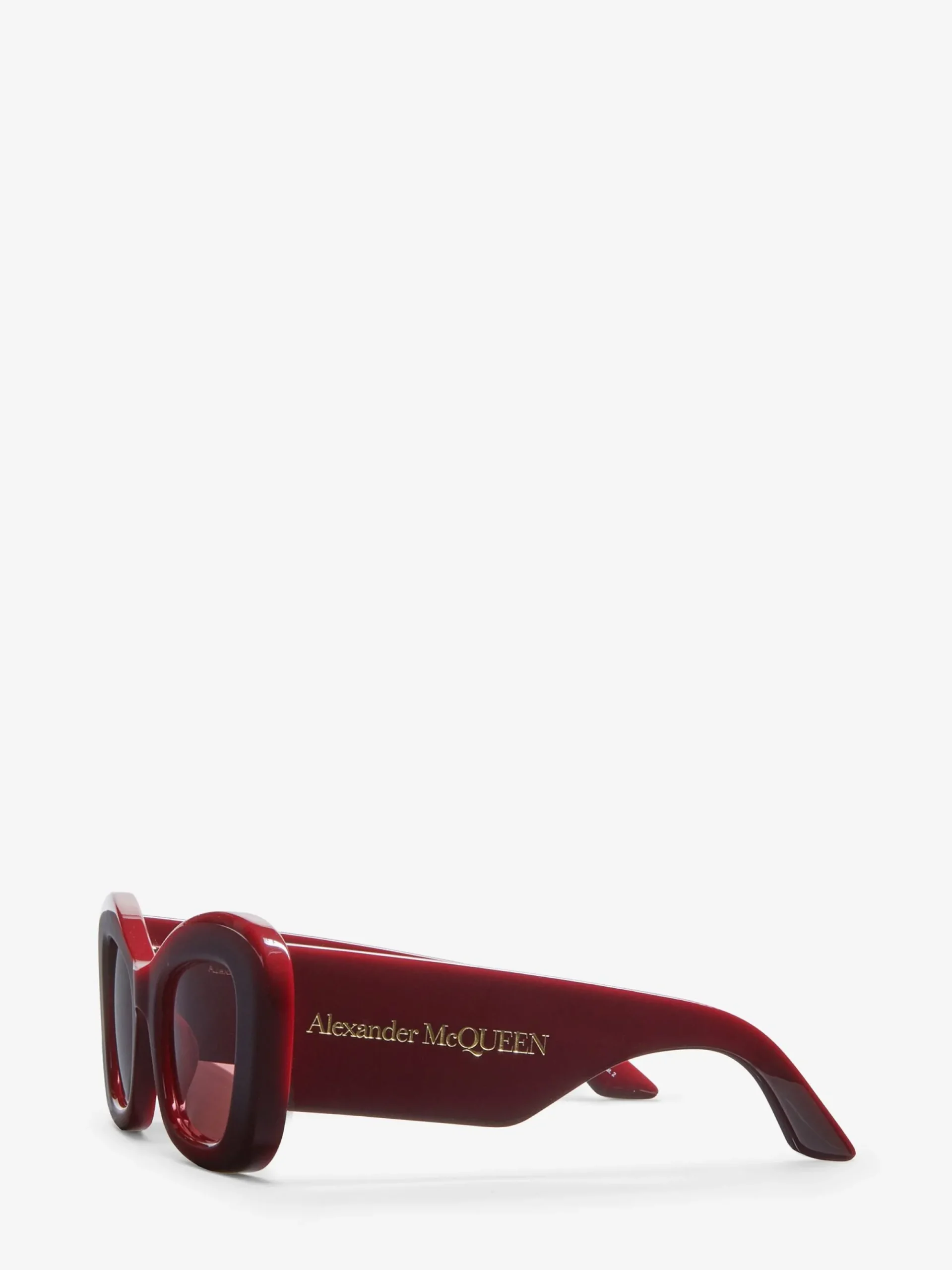 Women's Bold Cat-eye Sunglasses in >Alexander McQueen Hot