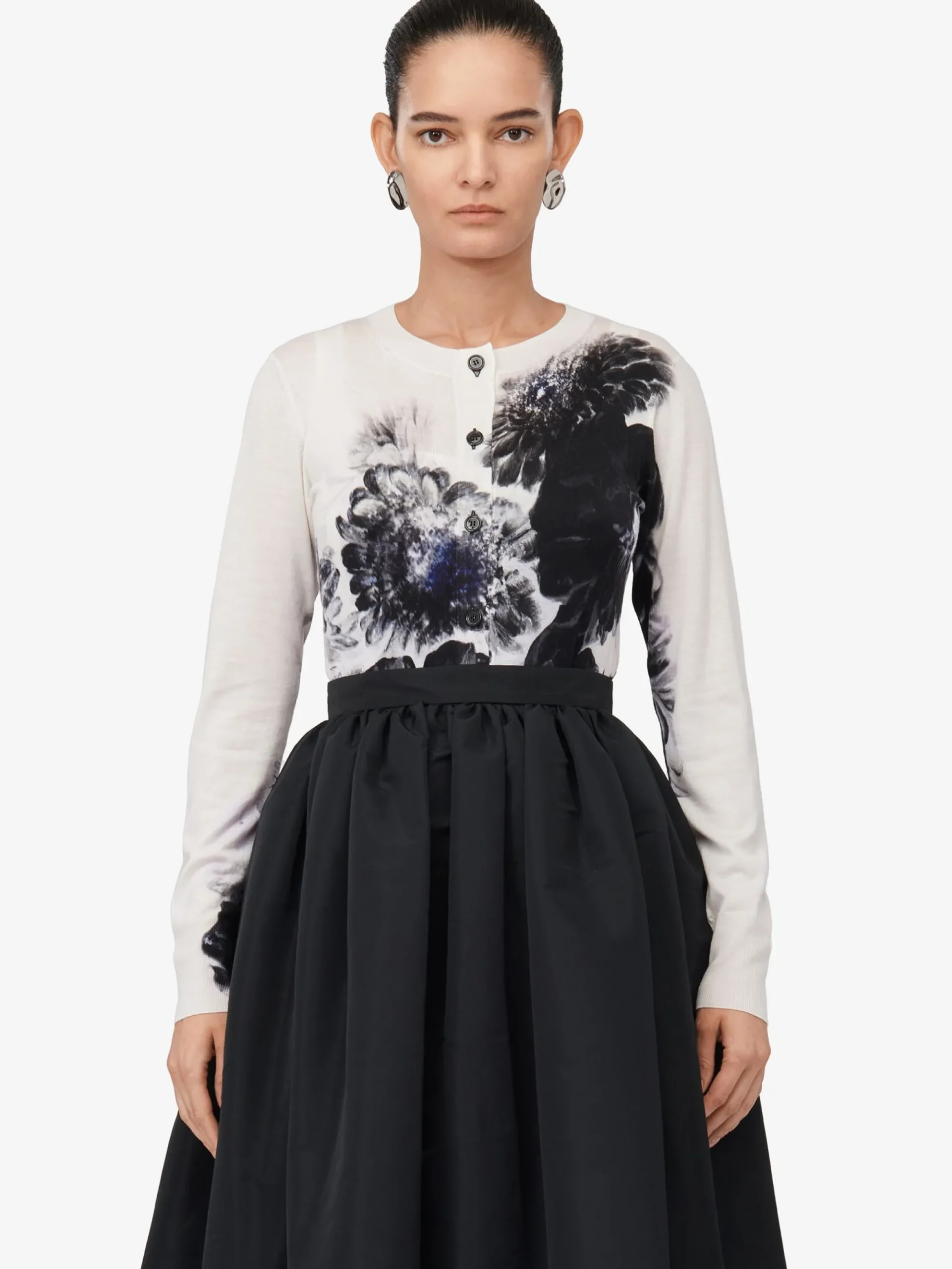Women's Chiaroscuro Cardigan in >Alexander McQueen Online