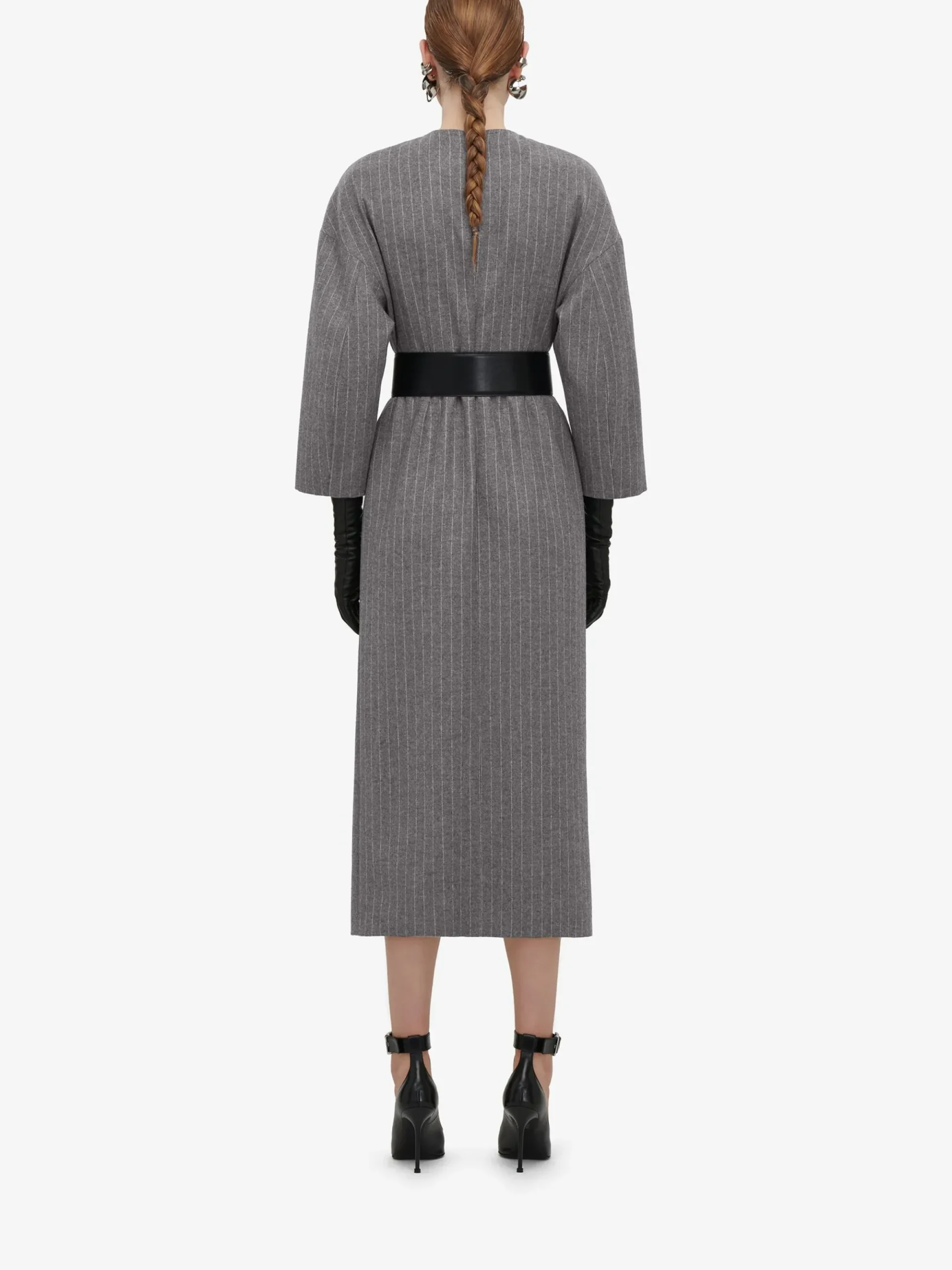 Women's Dropped Shoulder Pencil Dress in >Alexander McQueen Fashion
