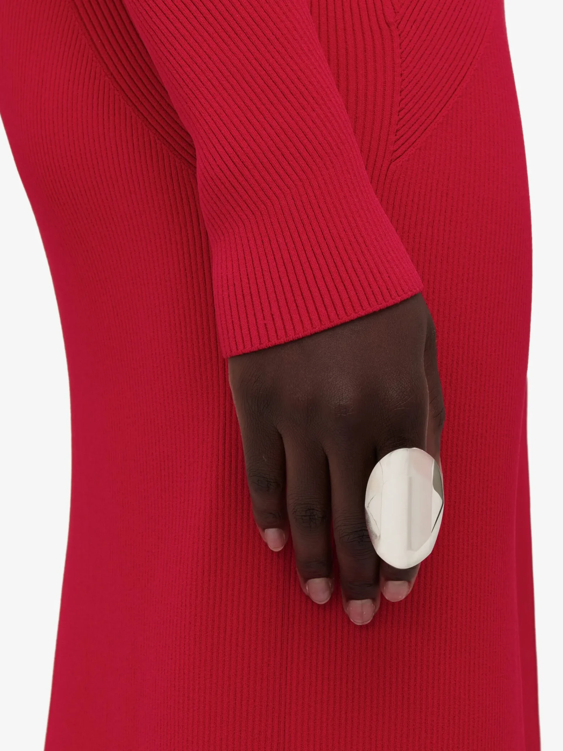 Women's Elongated Faceted Ring in >Alexander McQueen Shop