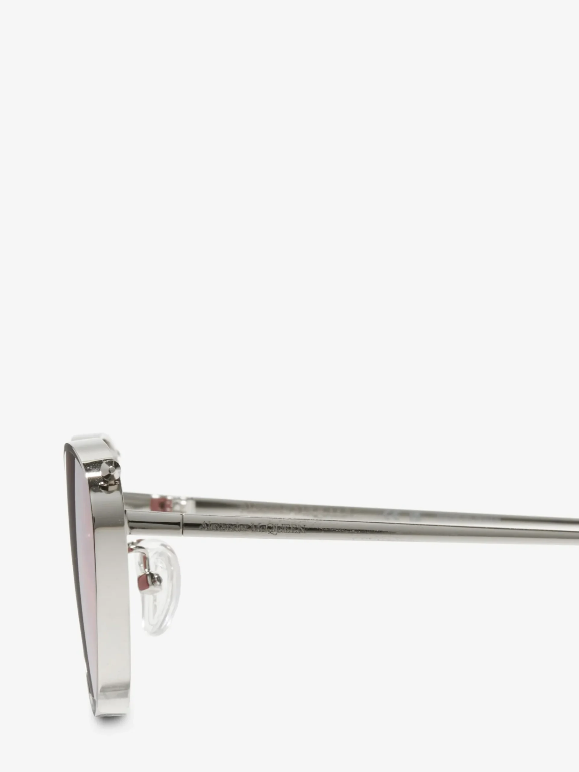 Women's Front Piercing Cat-eye Sunglasses in >Alexander McQueen Hot