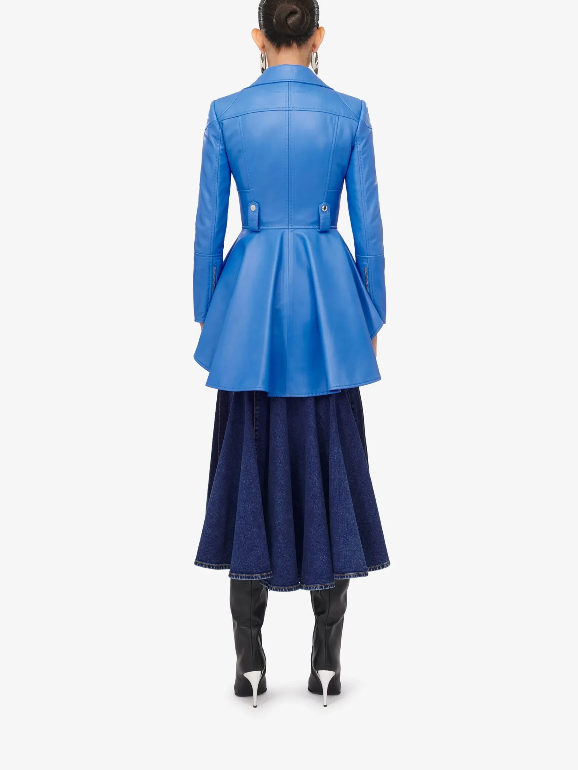 Women's Kickback Denim Skirt in >Alexander McQueen Hot
