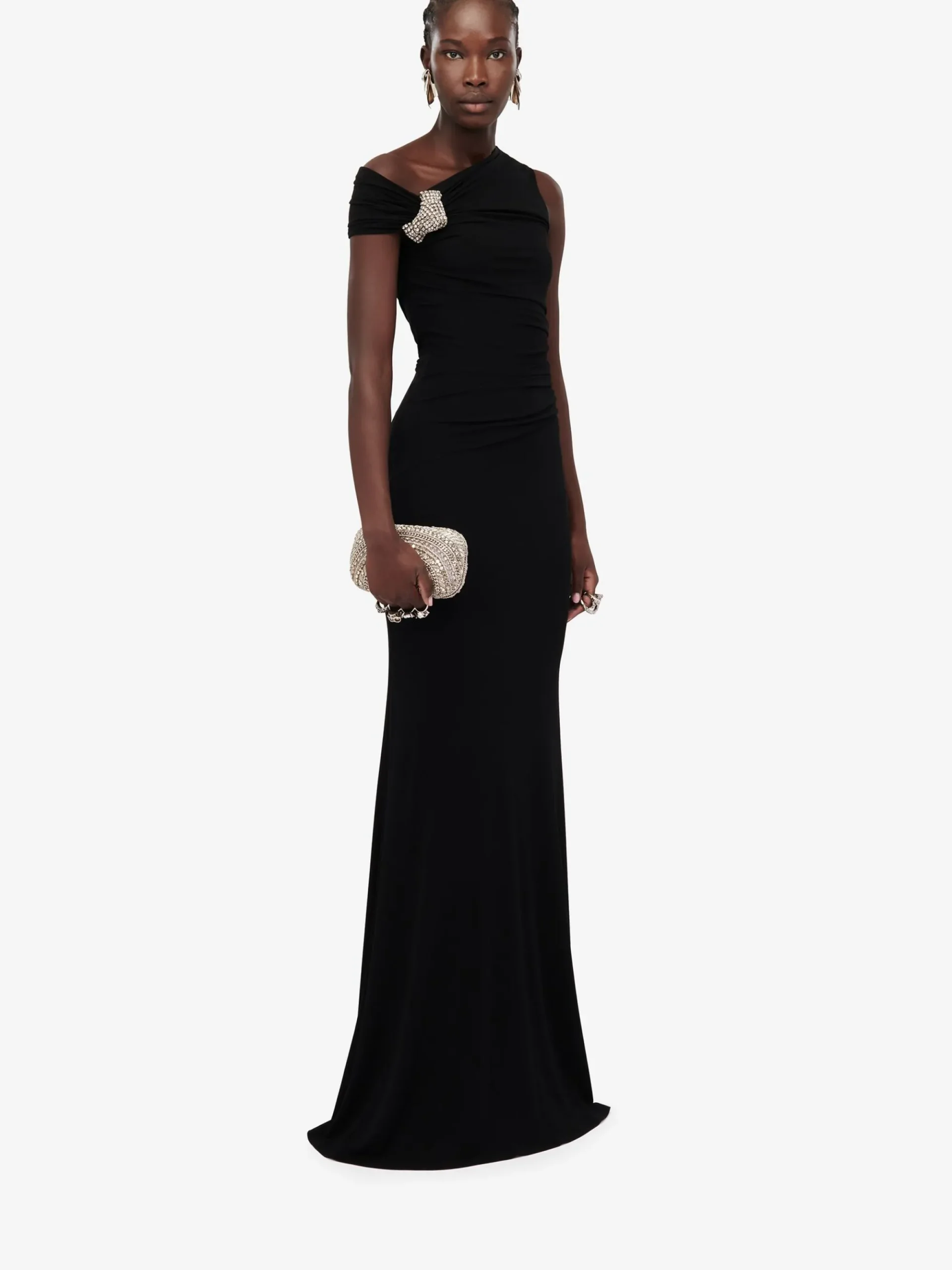 Women's Knuckle Clutch in >Alexander McQueen New