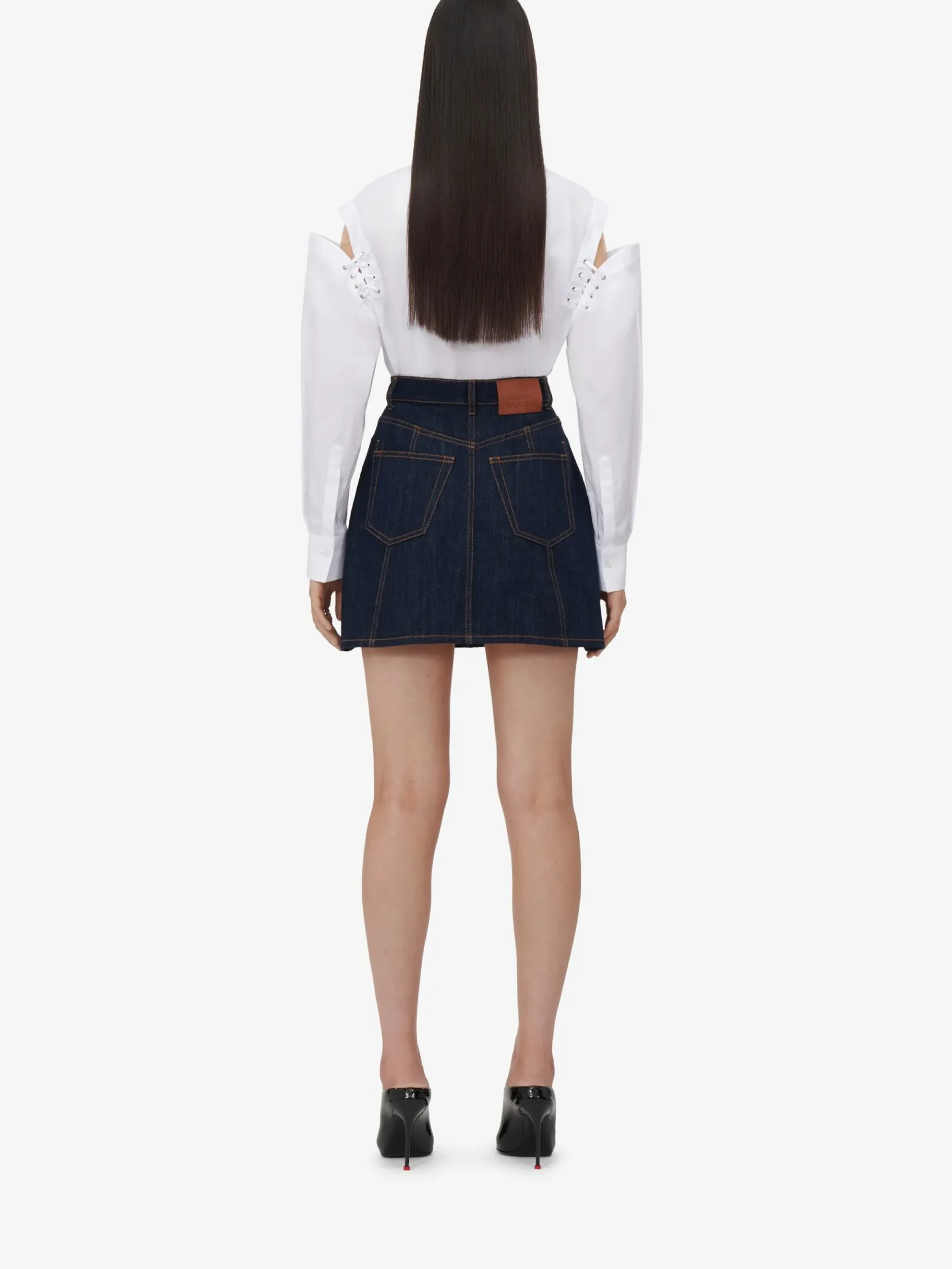 Women's Lace Detail Slashed Cocoon Shirt in >Alexander McQueen Online