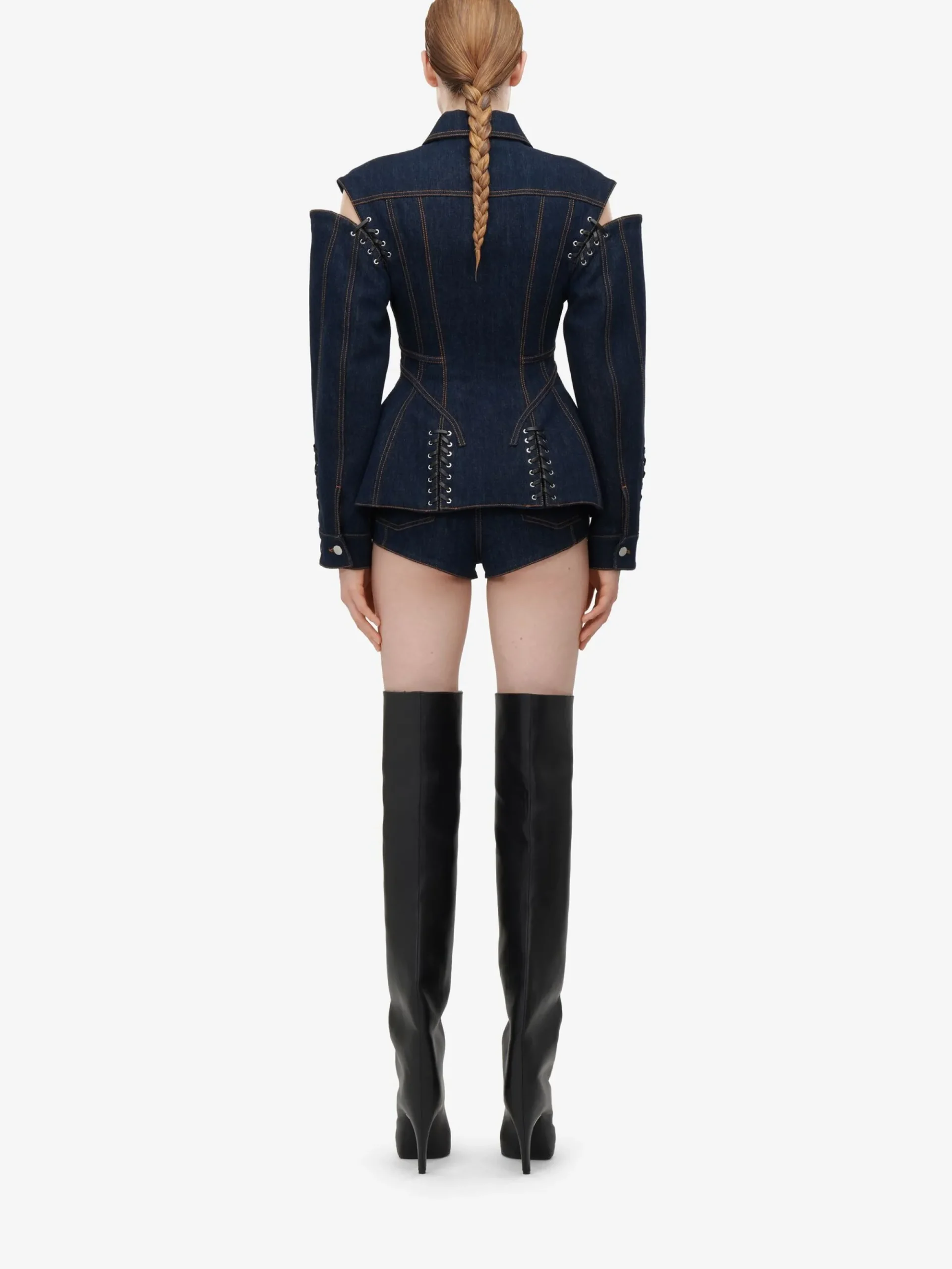 Women's Lace Detail Slashed Jacket in >Alexander McQueen Best