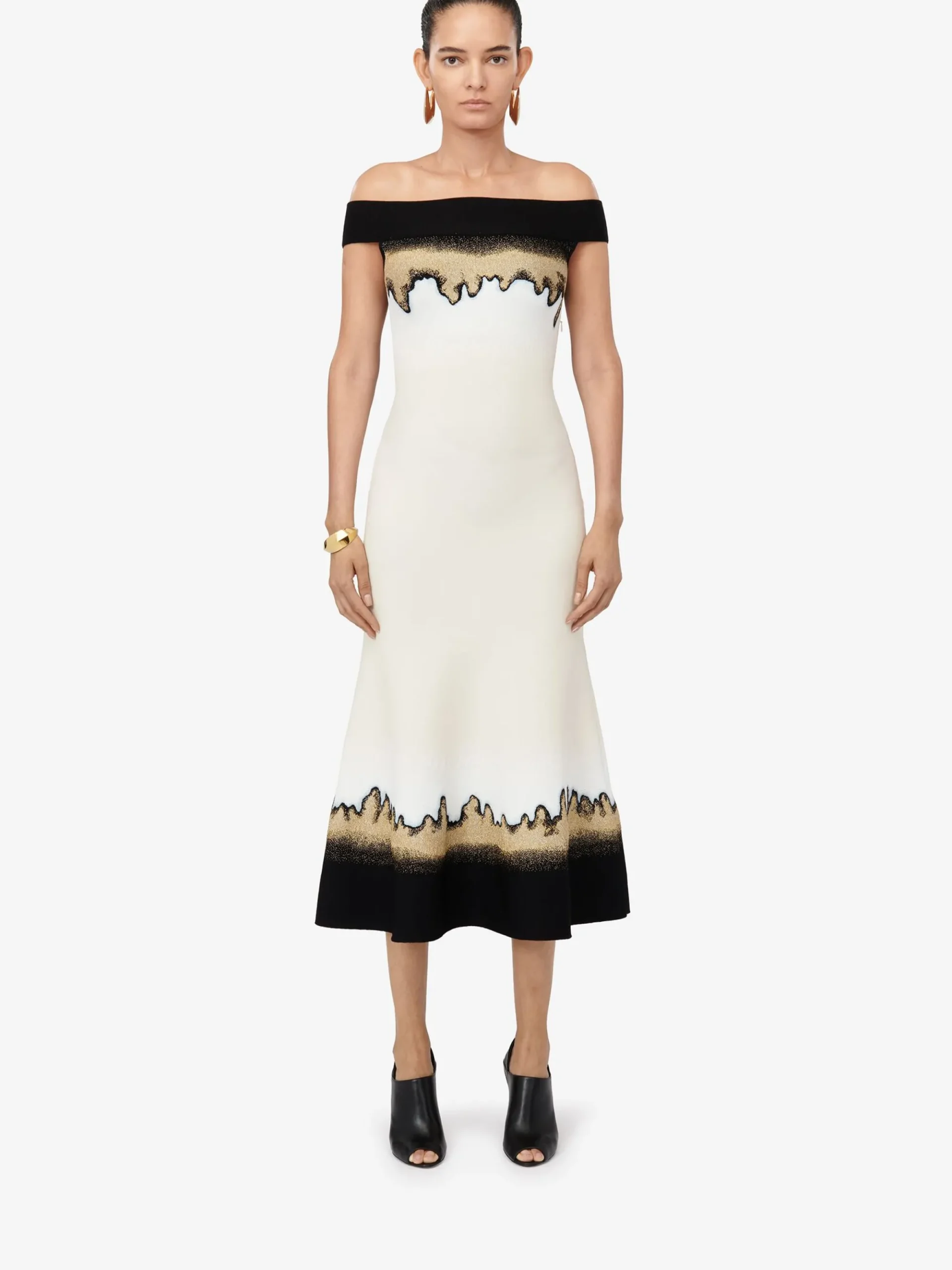 Women's Off-the-shoulder Jacquard Dress in >Alexander McQueen Fashion