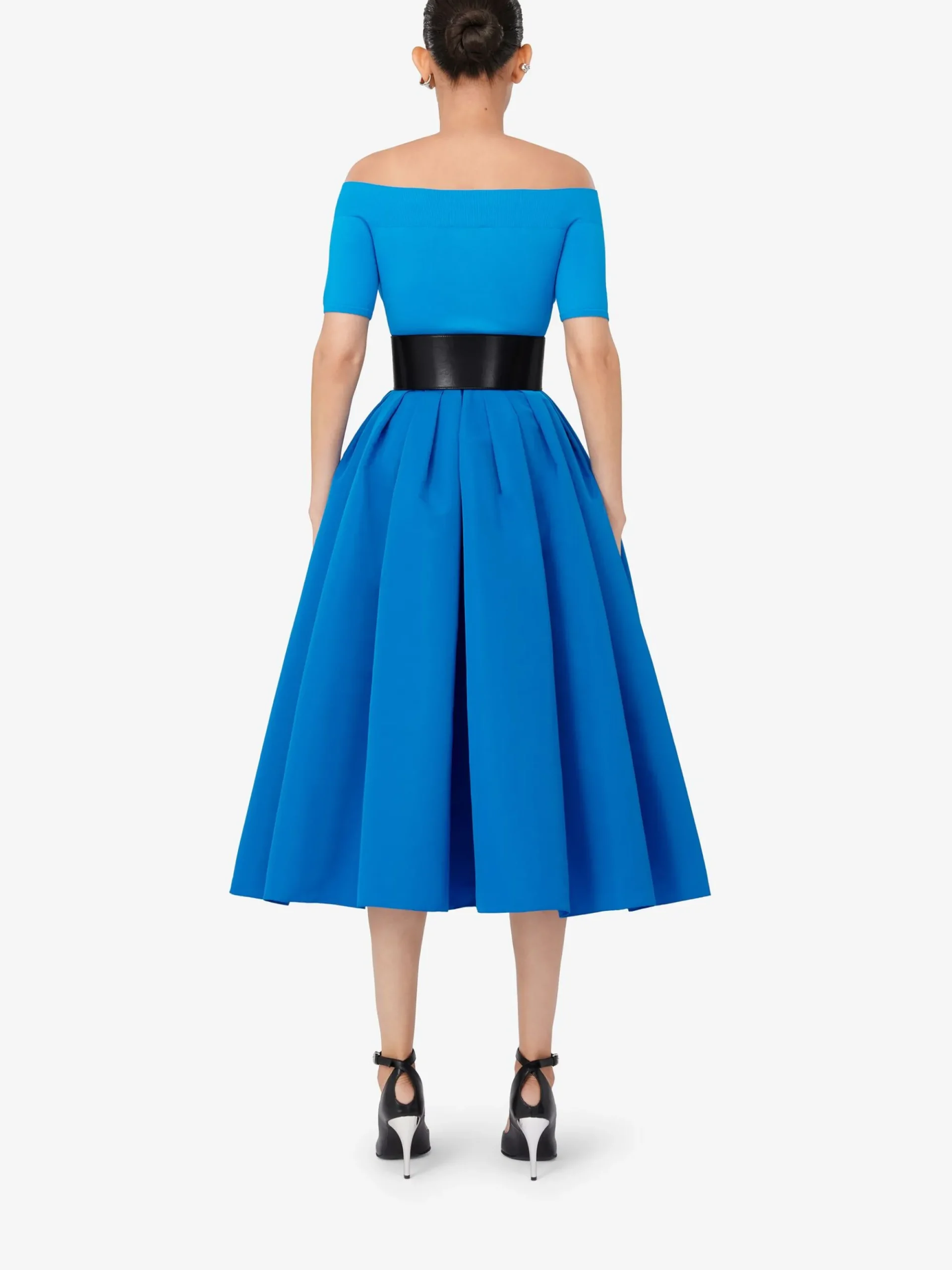 Women's Off-the-shoulder Knit Top in >Alexander McQueen Fashion
