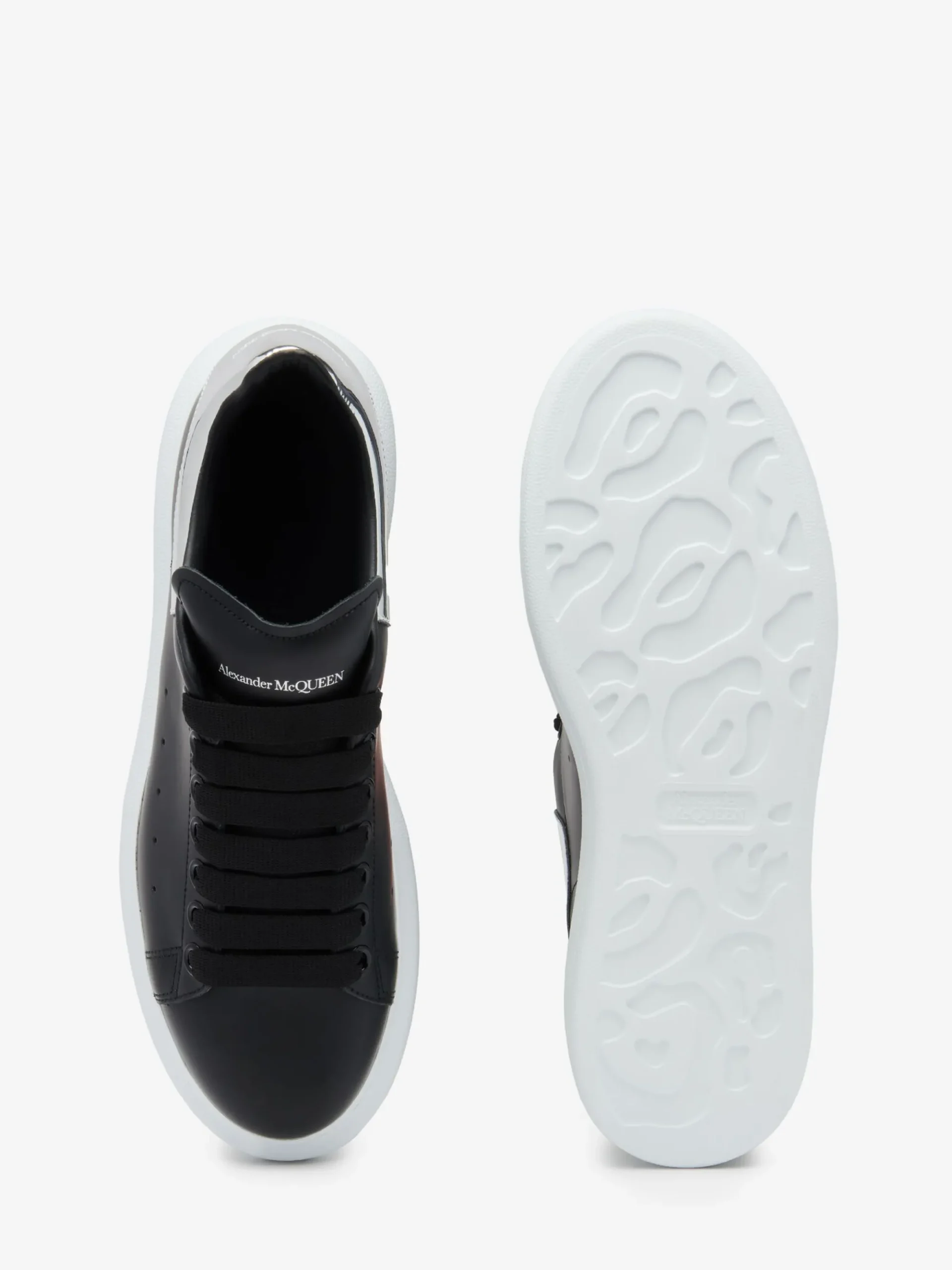 Women's Oversized Sneaker in >Alexander McQueen Fashion