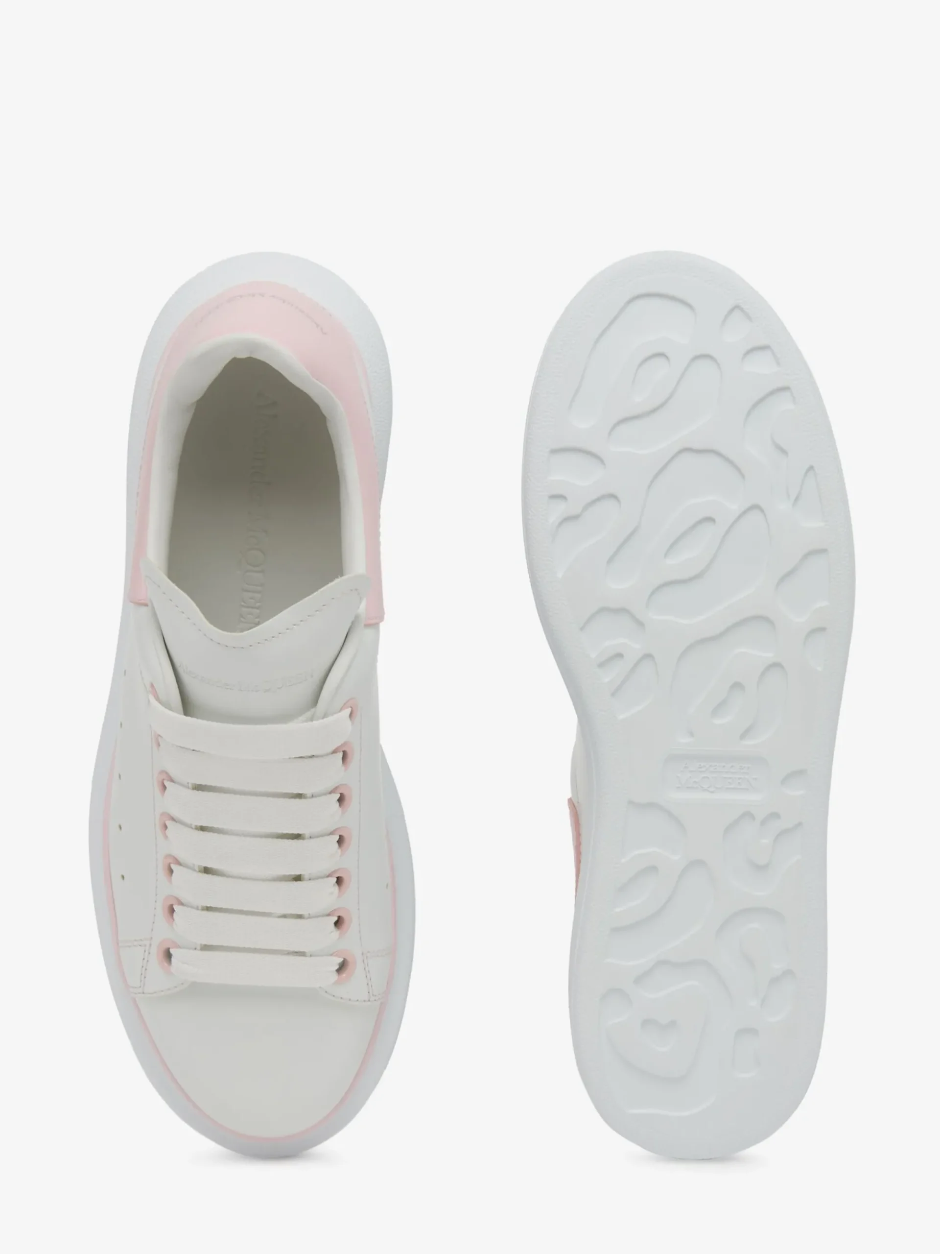 Women's Oversized Sneaker in >Alexander McQueen Outlet
