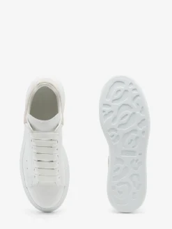 Women's Oversized Sneaker in ><noscript><img width=
