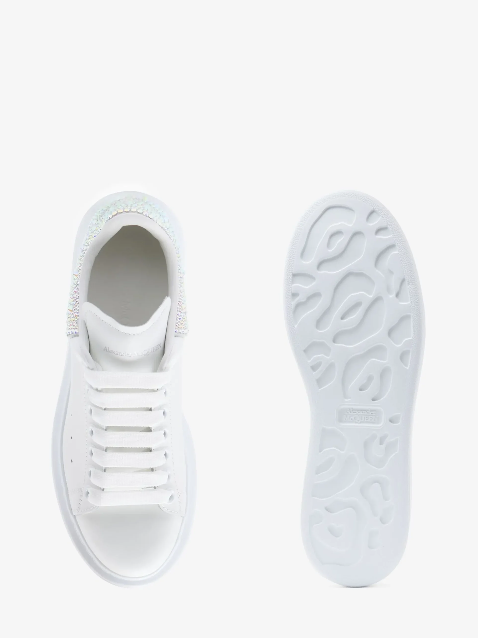 Women's Oversized Sneaker in >Alexander McQueen Shop