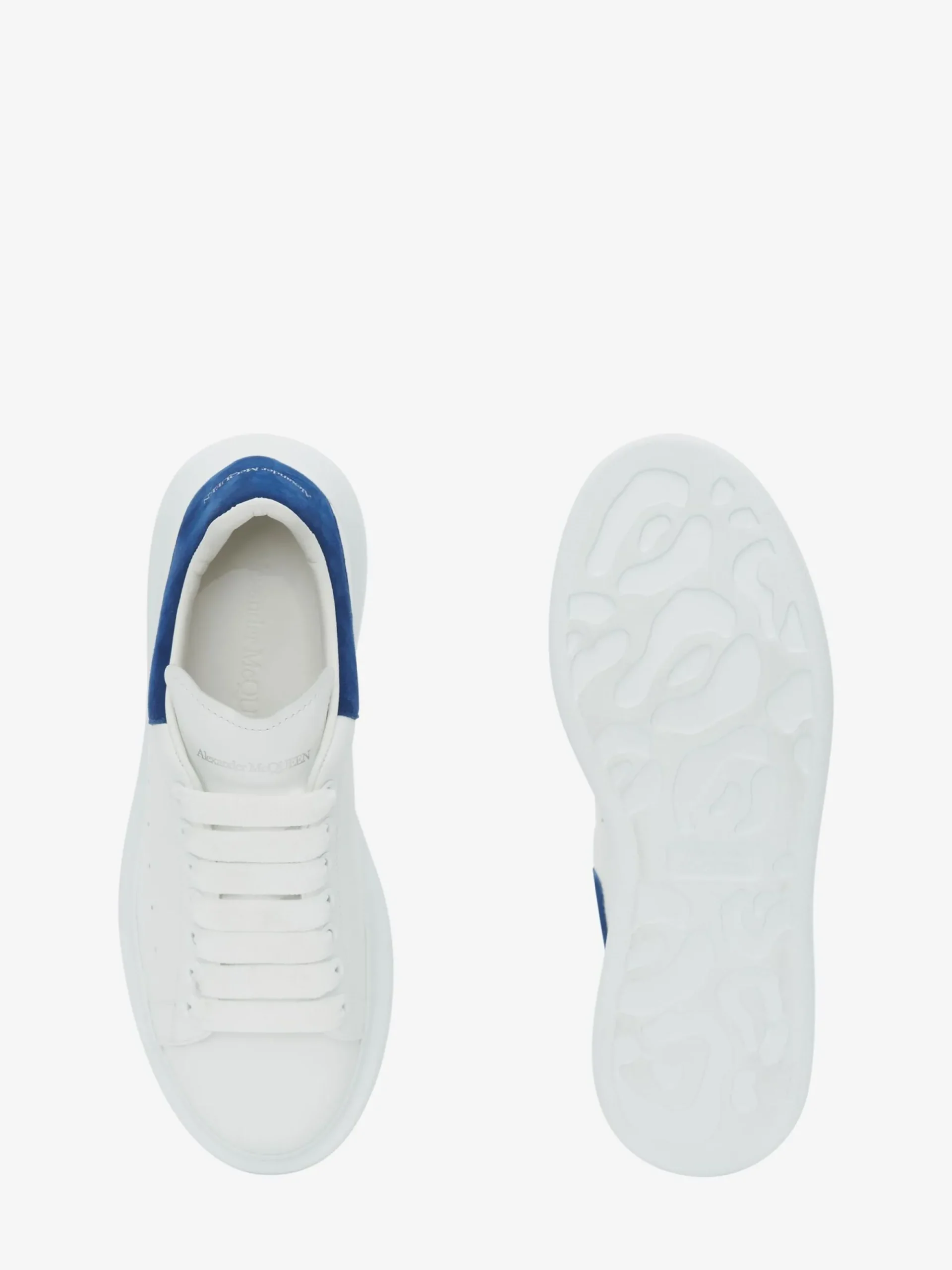 Women's Oversized Sneaker in >Alexander McQueen Online