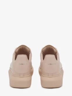 Women's Oversized Sneaker in ><noscript><img width=
