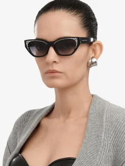 Women's Pavé Jewelled Sunglasses in >Alexander McQueen Fashion