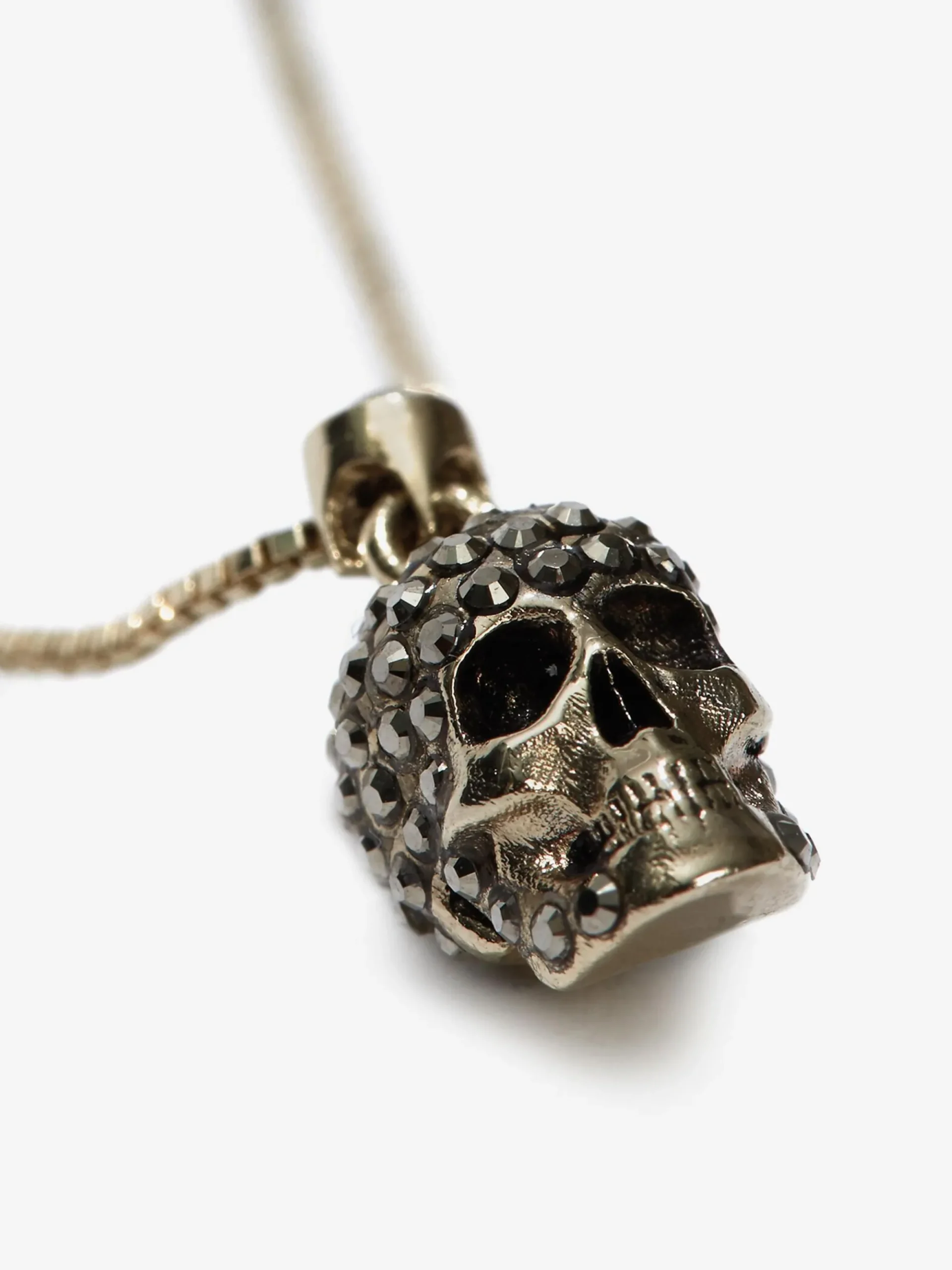 Women's Pave Skull Necklace in >Alexander McQueen New