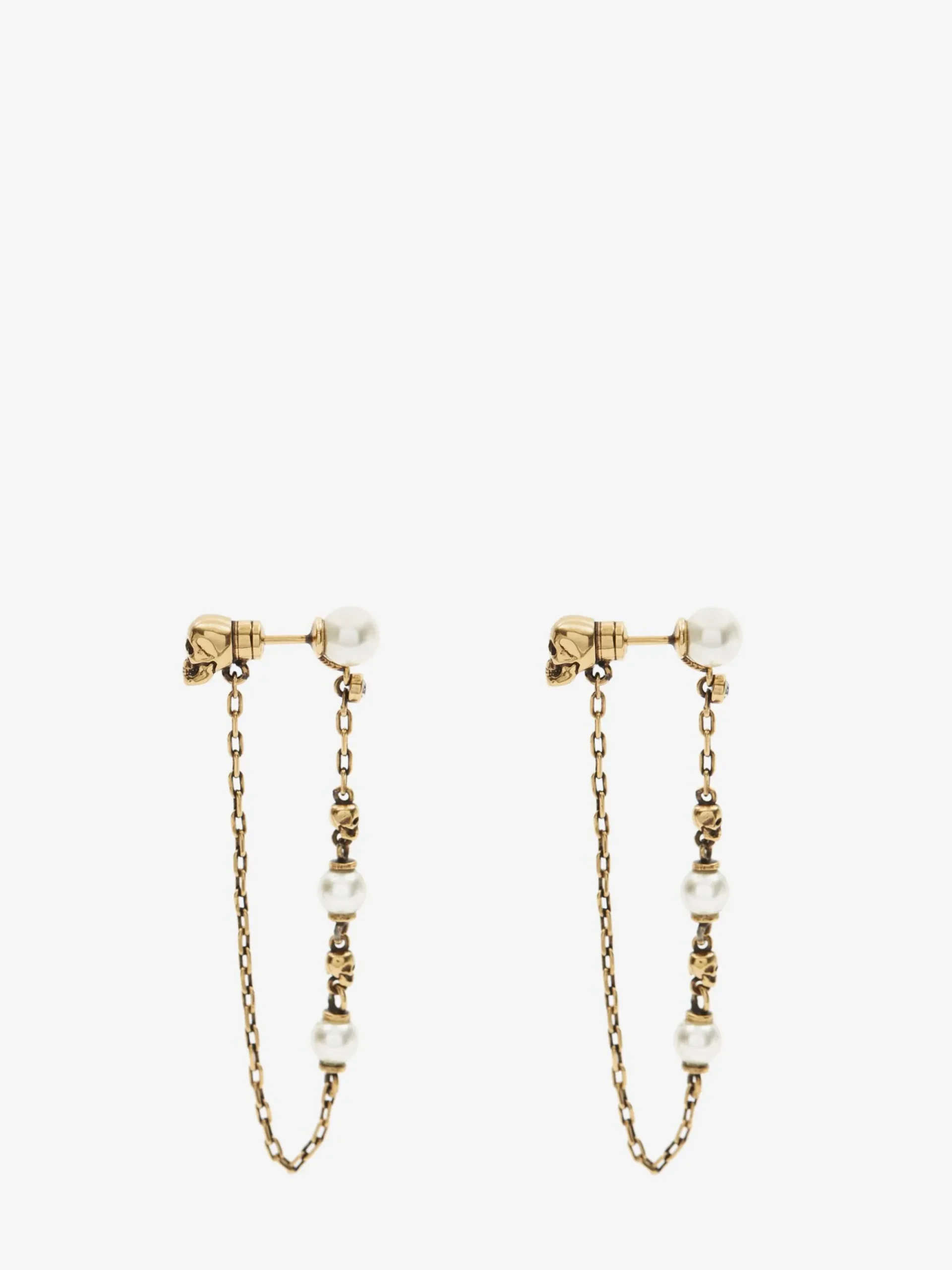 Women's Pearl Skull Drop Chain Earrings in >Alexander McQueen Store