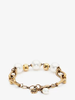 Women's Pearl-like Skull Chain Bracelet in >Alexander McQueen Flash Sale