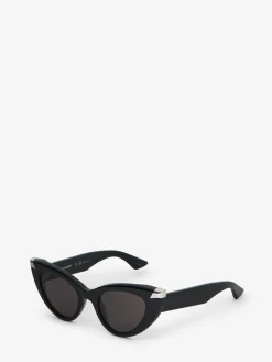 Women's Punk Rivet Cat-eye Sunglasses in ><noscript><img width=