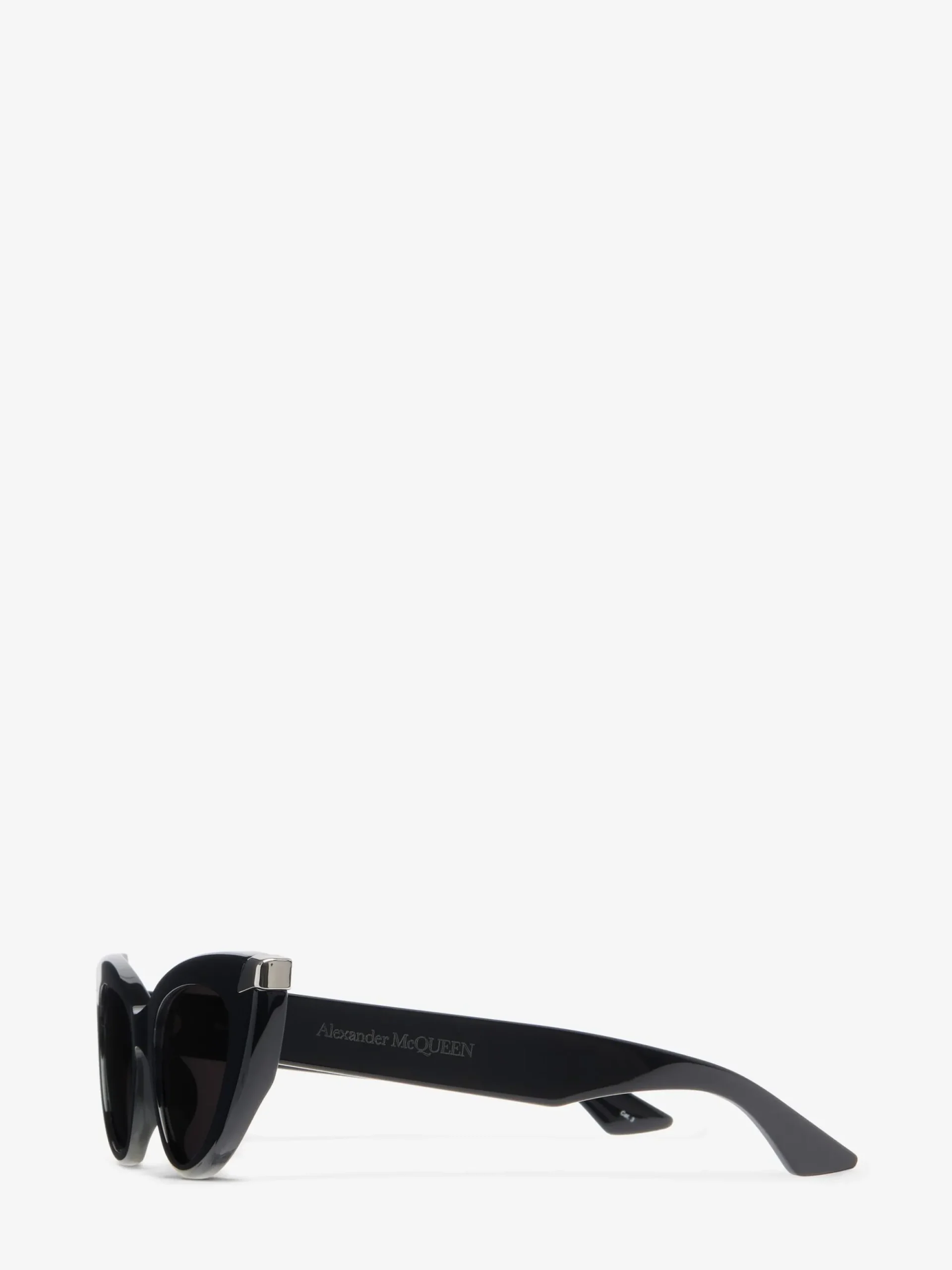 Women's Punk Rivet Cat-eye Sunglasses in >Alexander McQueen Best