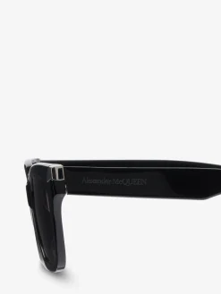 Women's Punk Rivet Oversize Sunglasses in ><noscript><img width=