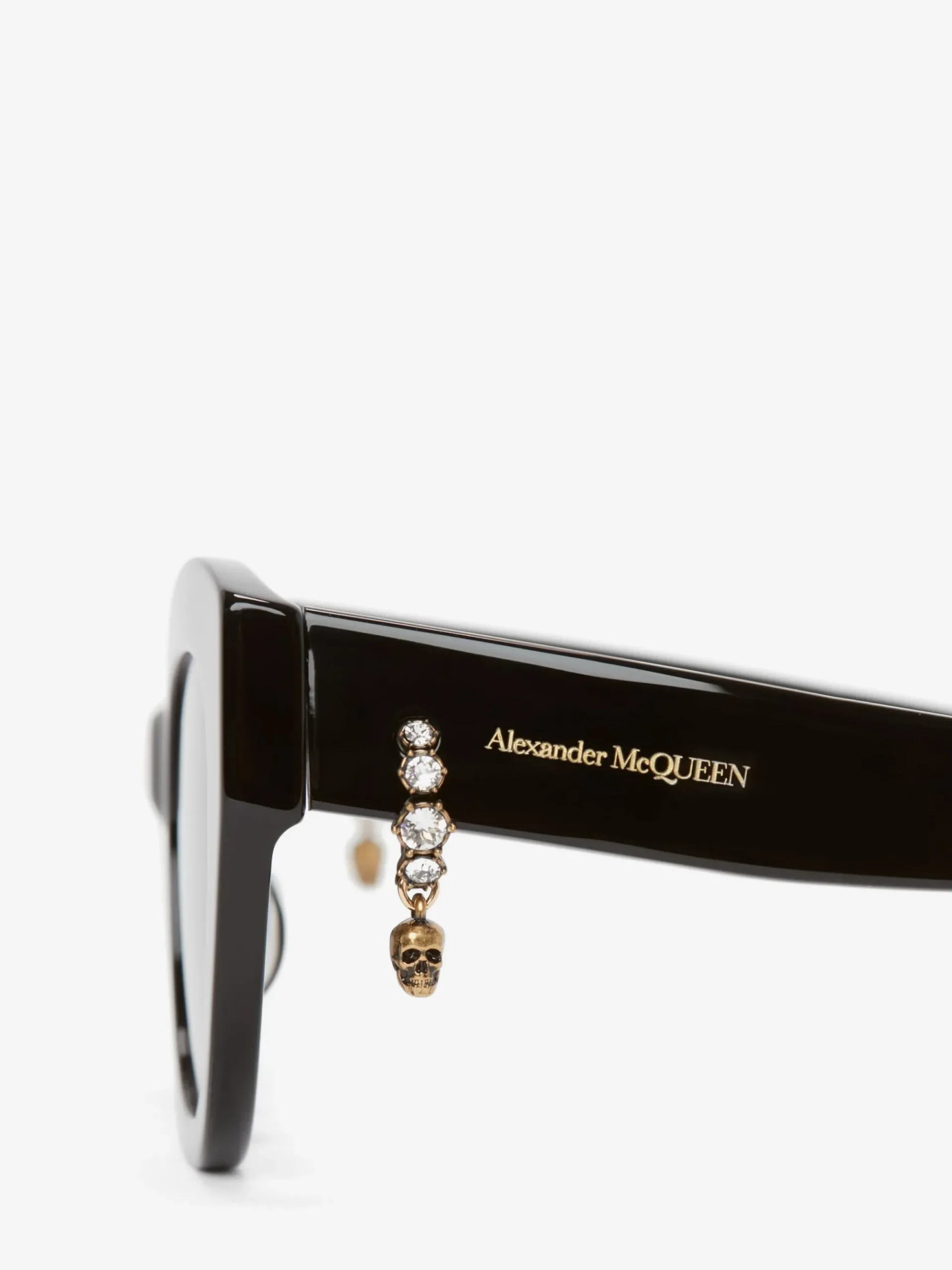 Women's Skull Pendant Jewelled Sunglasses in >Alexander McQueen Best
