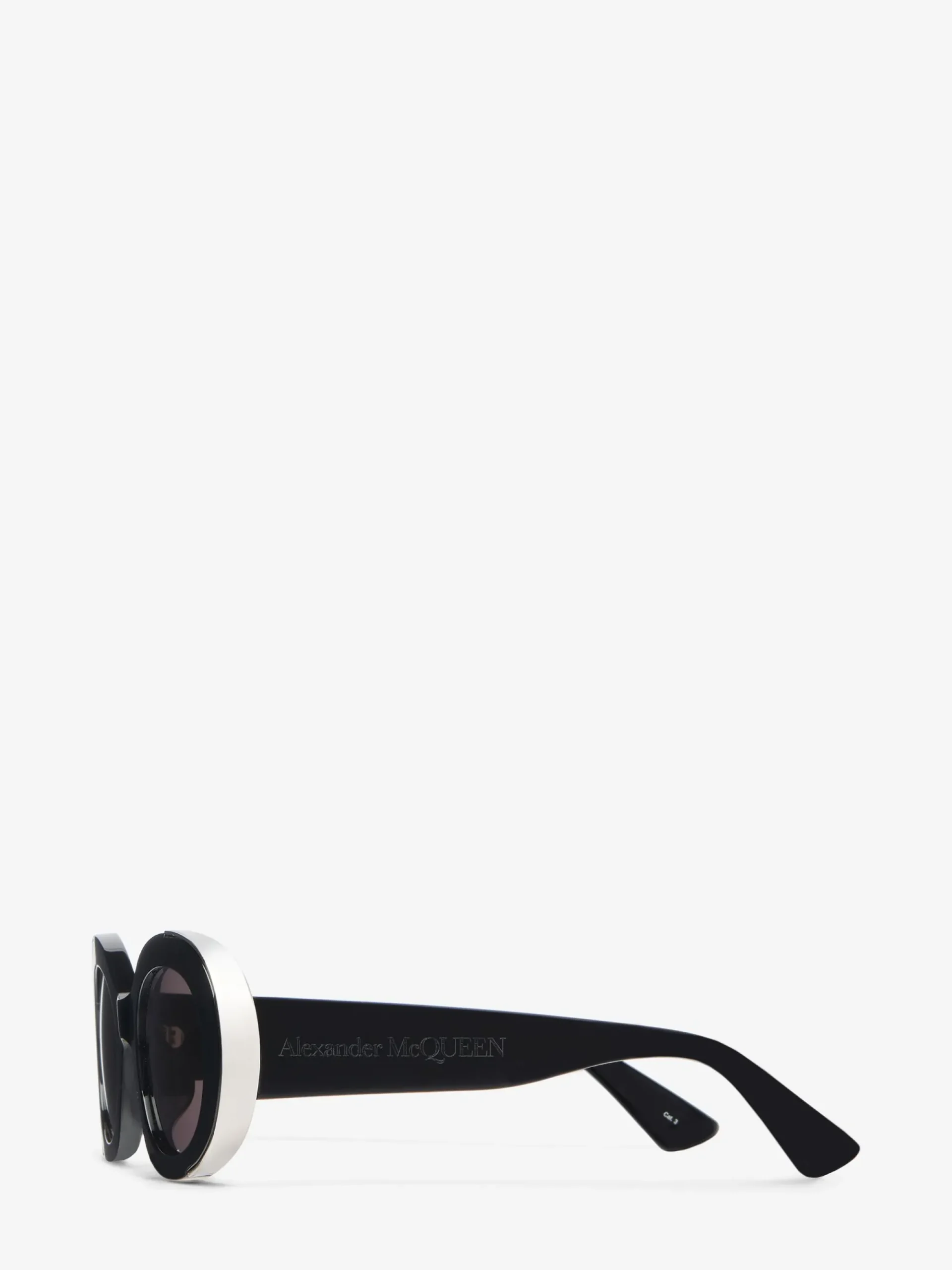 Women's The Grip Oval Sunglasses in >Alexander McQueen Fashion