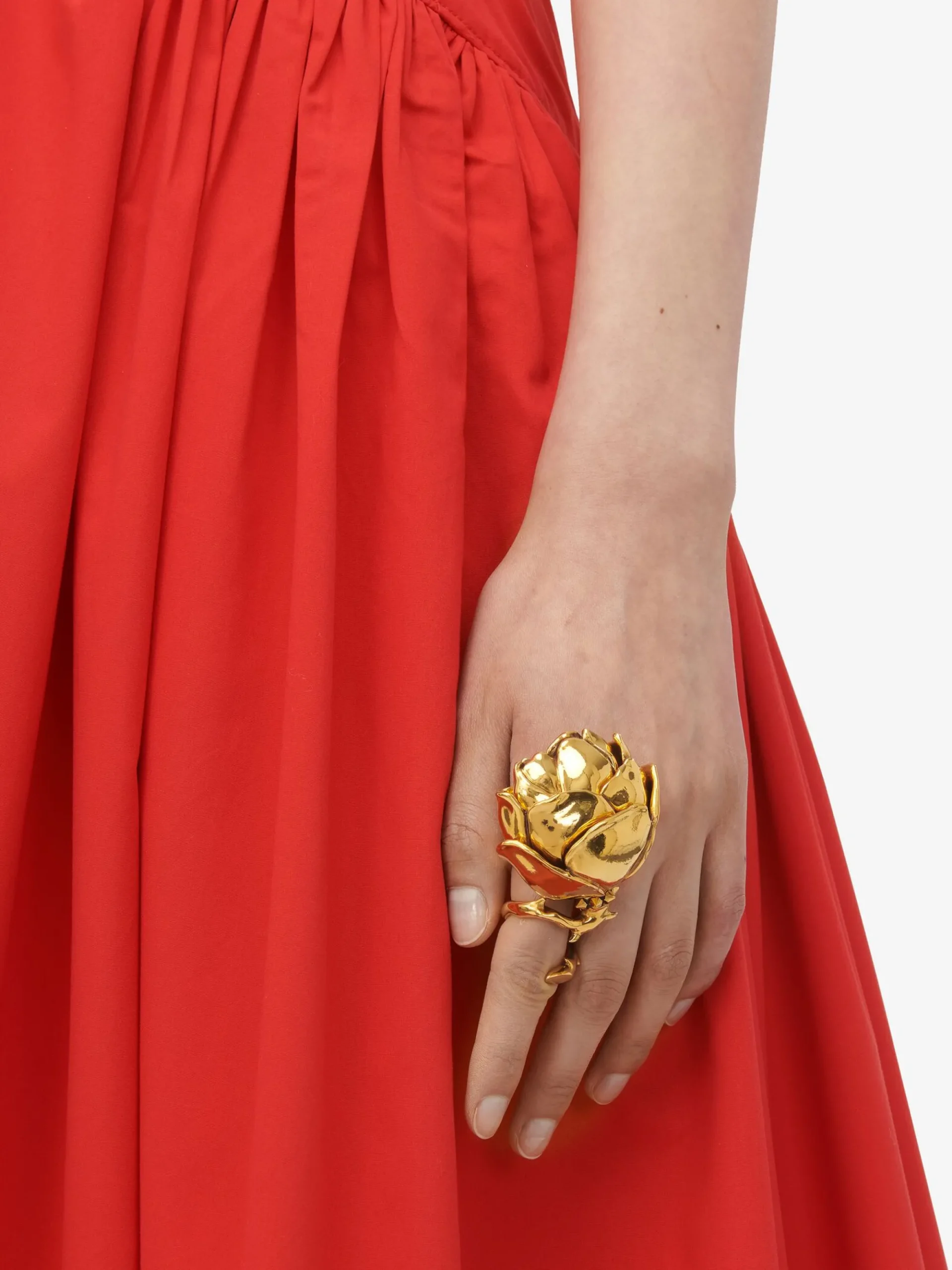 Women's Tudor Rose Ring in >Alexander McQueen Sale