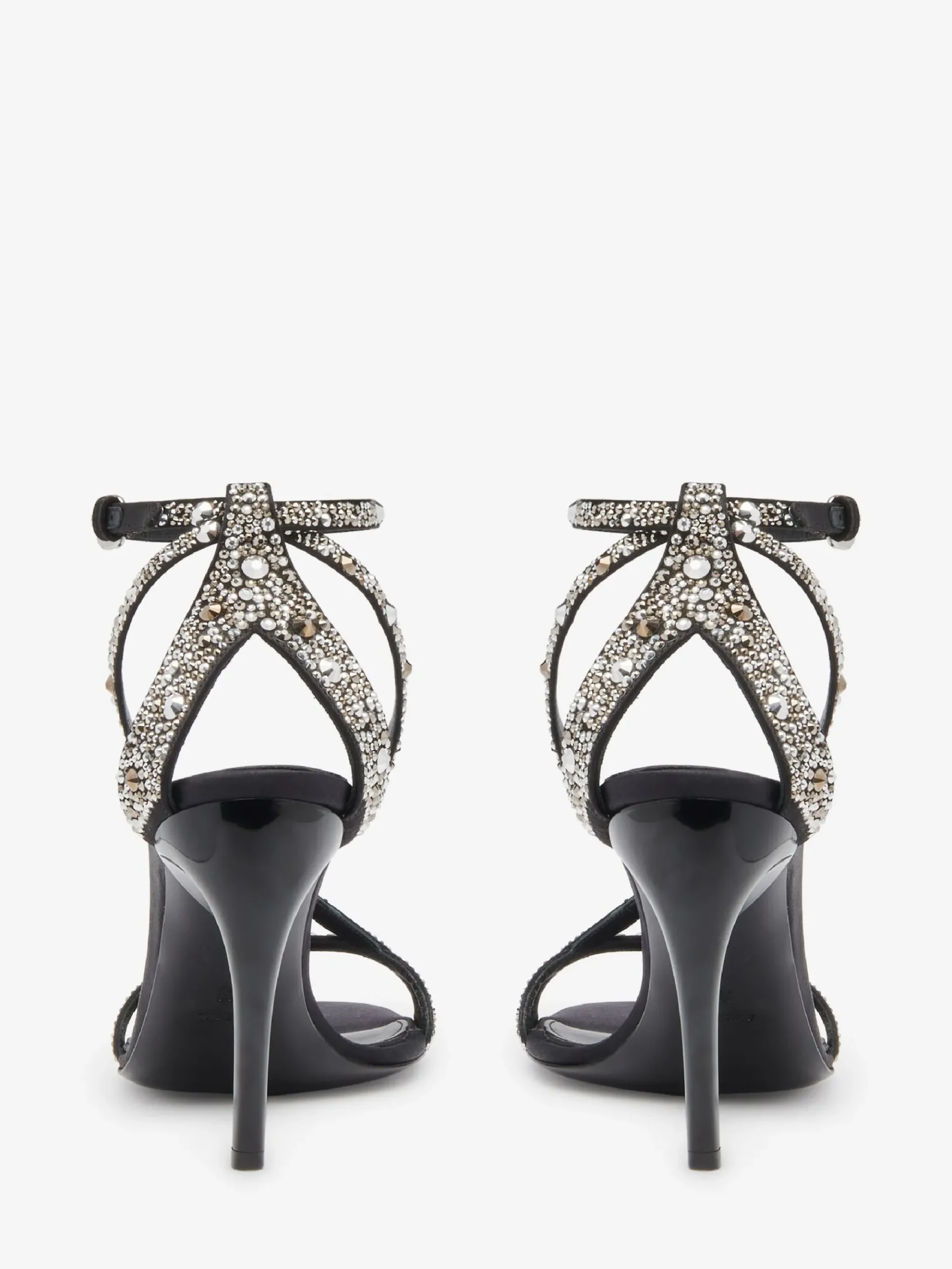 Women's Twisted Armadillo Sandal in >Alexander McQueen Fashion