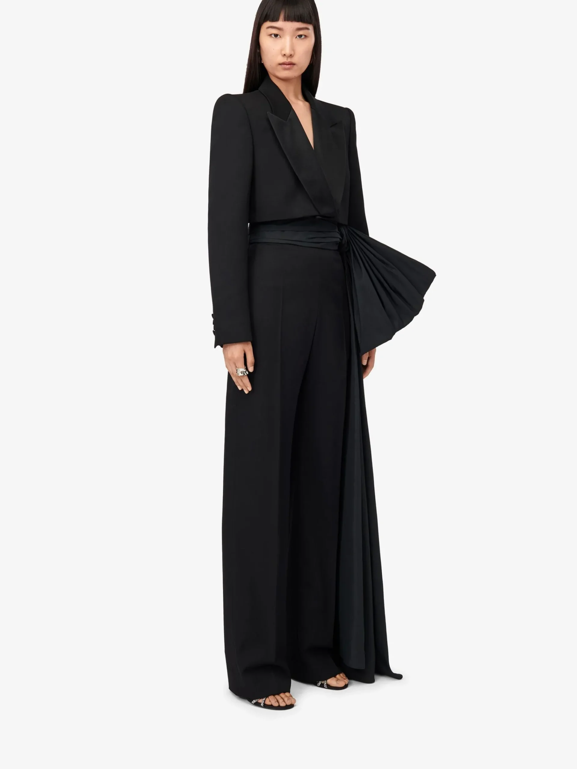 Women's Wide Leg Bow Trousers in >Alexander McQueen Shop